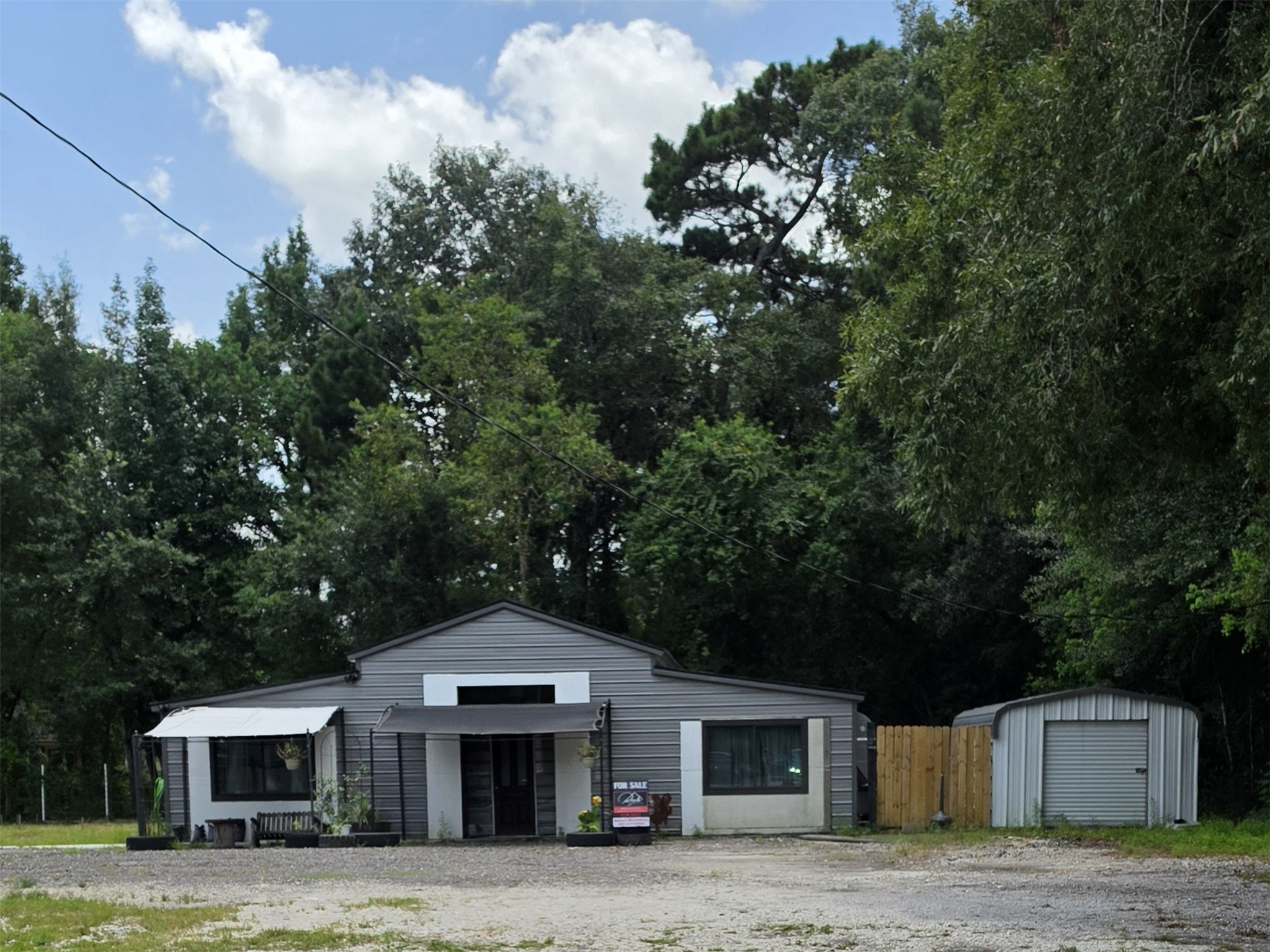23381 Micke Property Photo 1