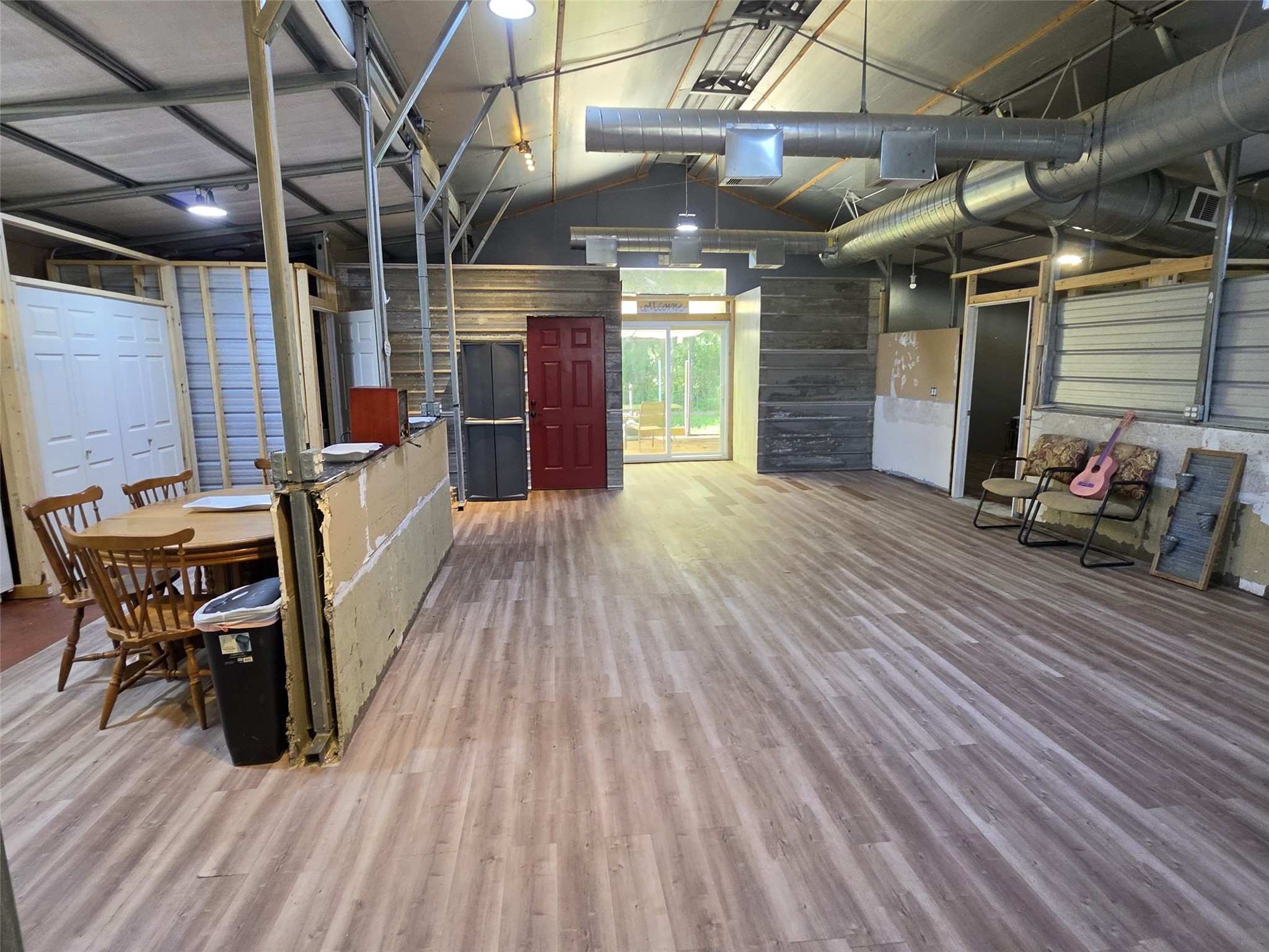 23381 Micke Property Photo 6