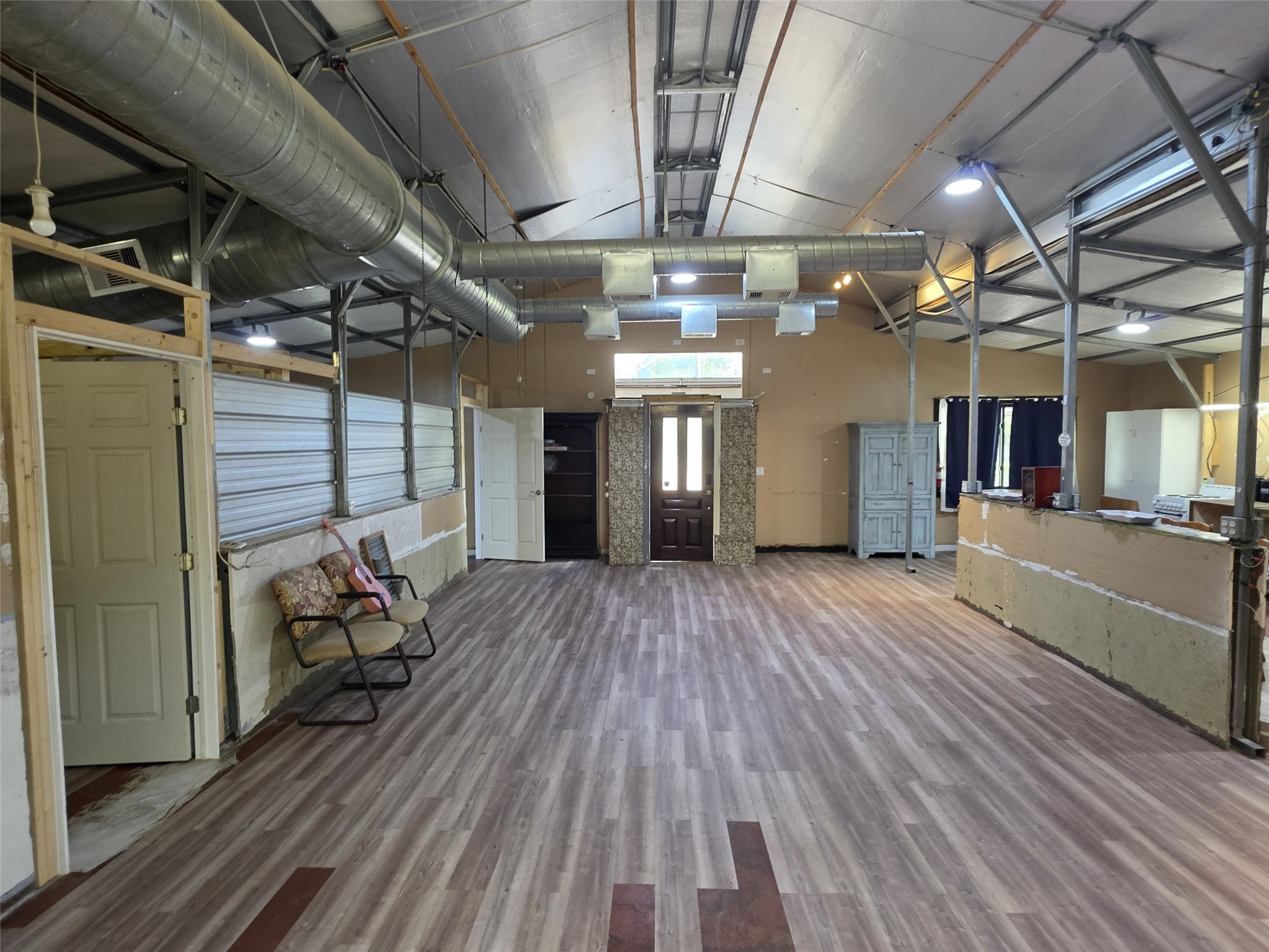 23381 Micke Property Photo 8