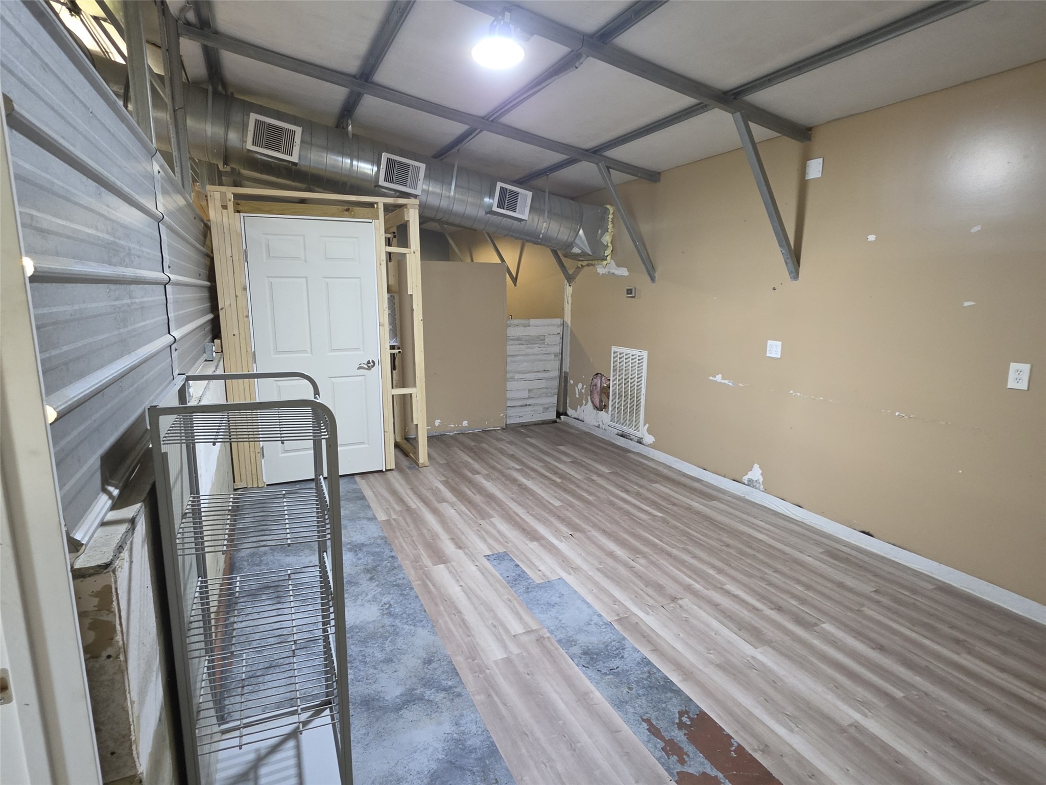 23381 Micke Property Photo 14