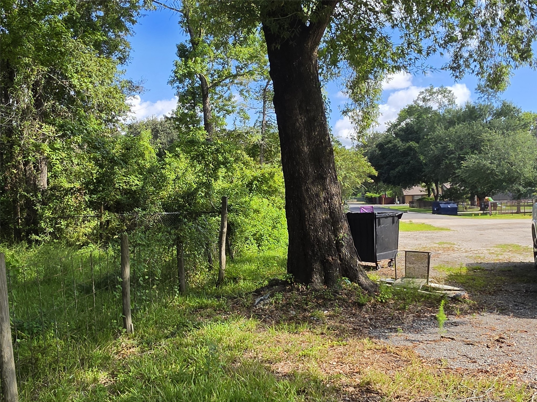 23381 Micke Property Photo 26