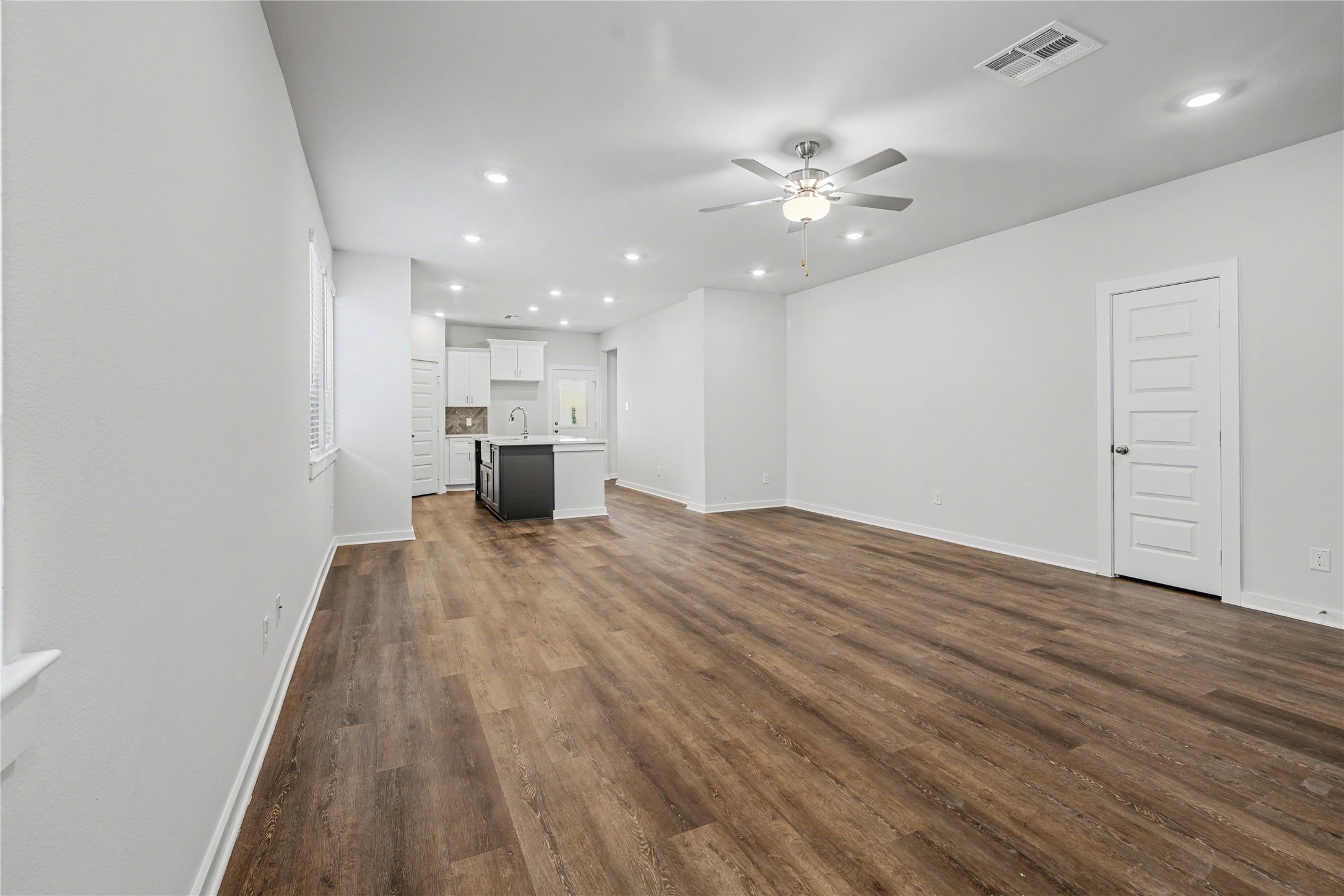 6423 Bolinas Ct Property Photo 5
