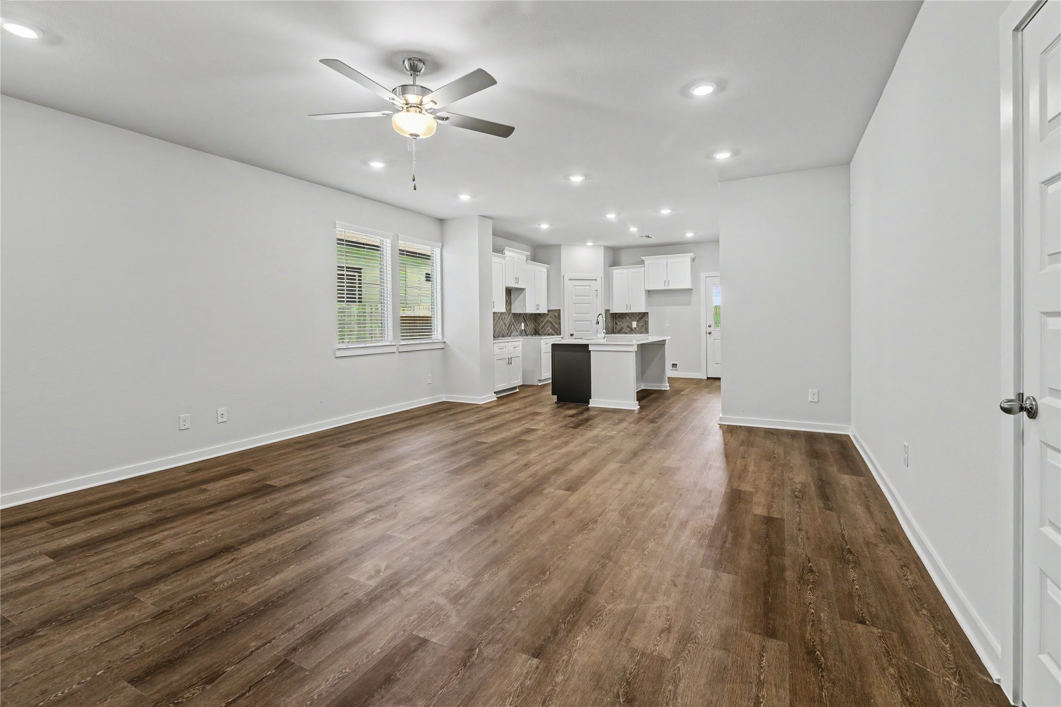 6423 Bolinas Ct Property Photo 6