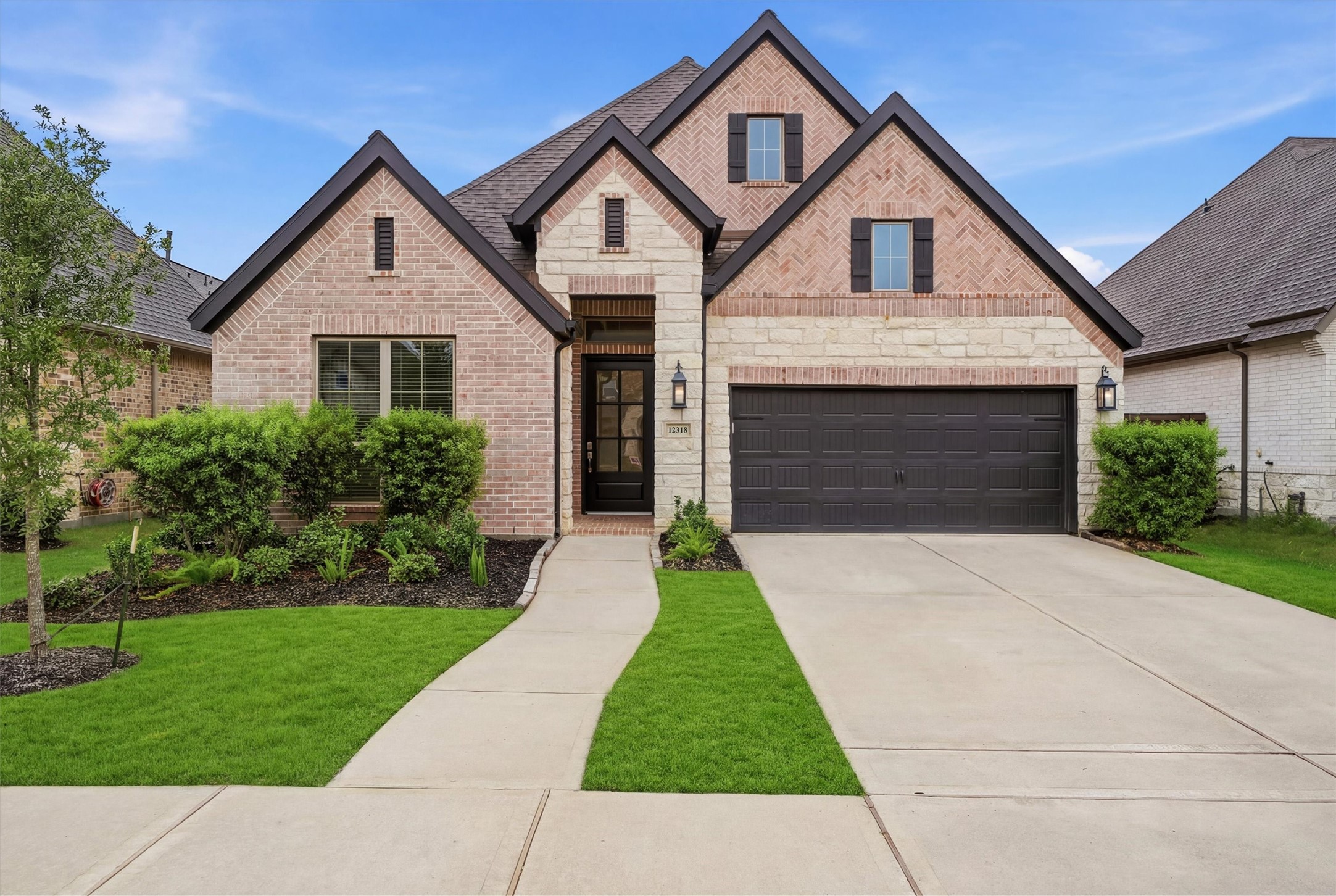12318 Palmetto Drive Property Photo 1