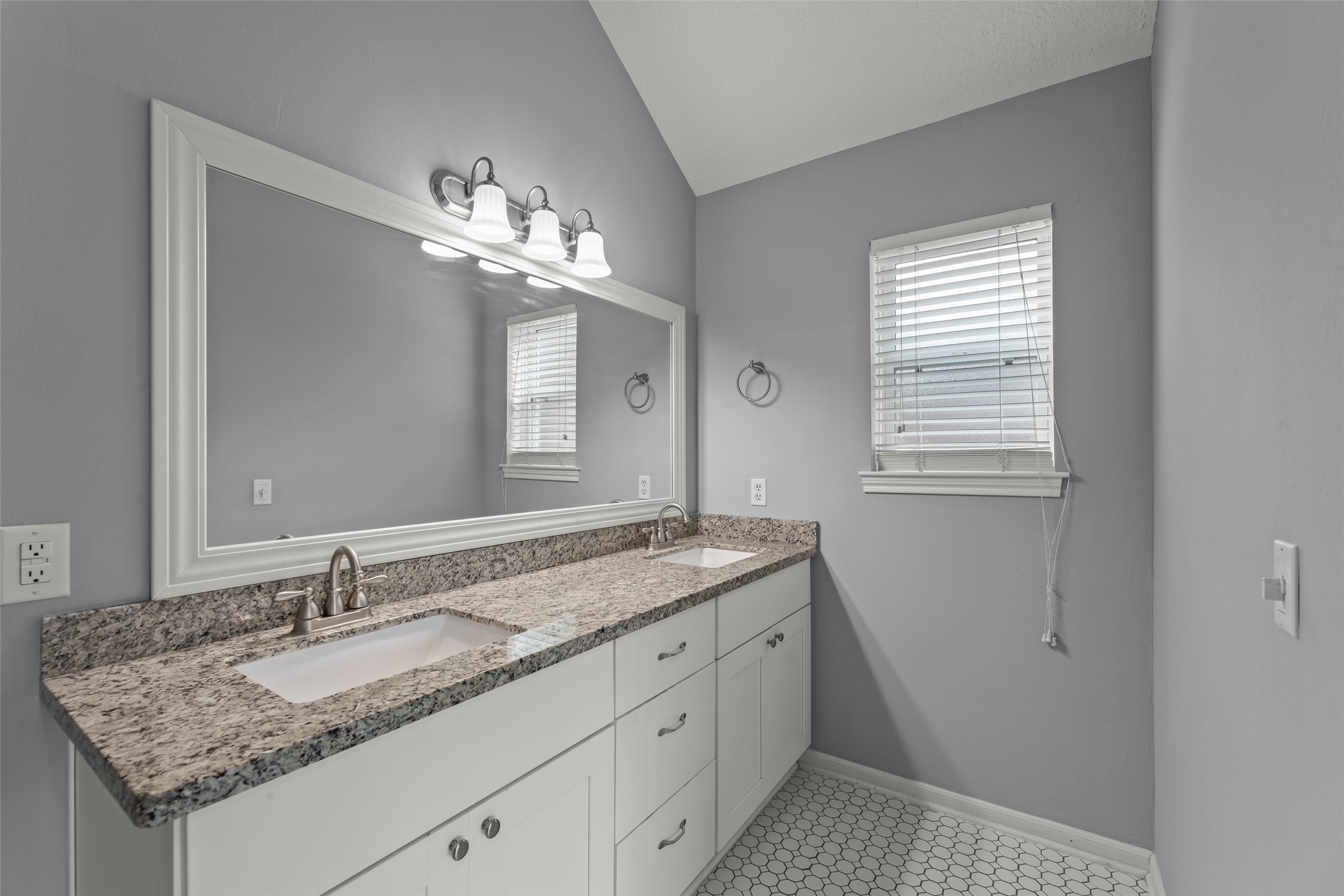 1019 Sugar Mountain Court Property Photo 16