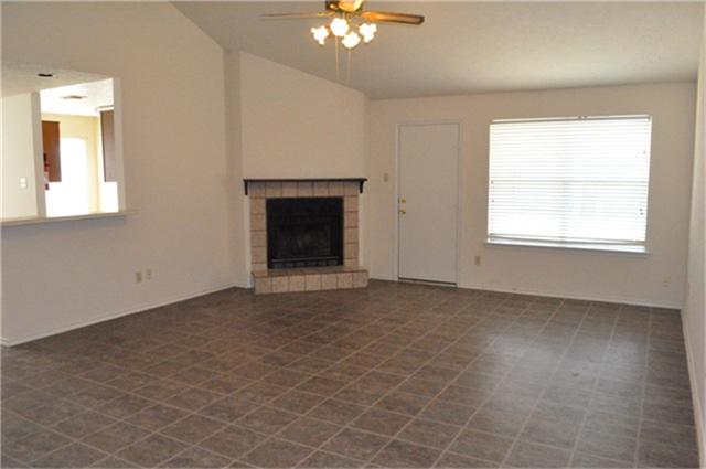 2119 Fountain Drive Property Photo 5