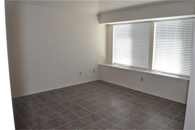 2119 Fountain Drive Property Photo 8