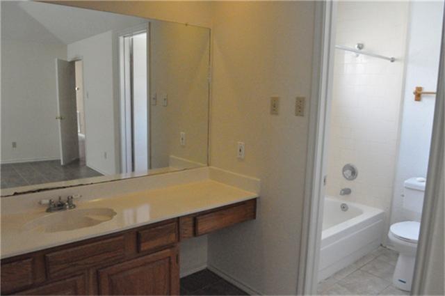 2119 Fountain Drive Property Photo 11