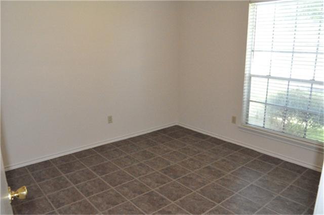 2119 Fountain Drive Property Photo 13