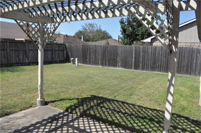 2119 Fountain Drive Property Photo 15