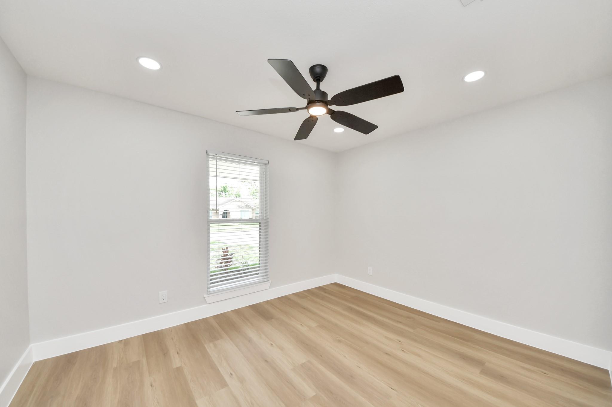 6023 Lattimer Drive, Houston Tx 77035 Property Photo 38