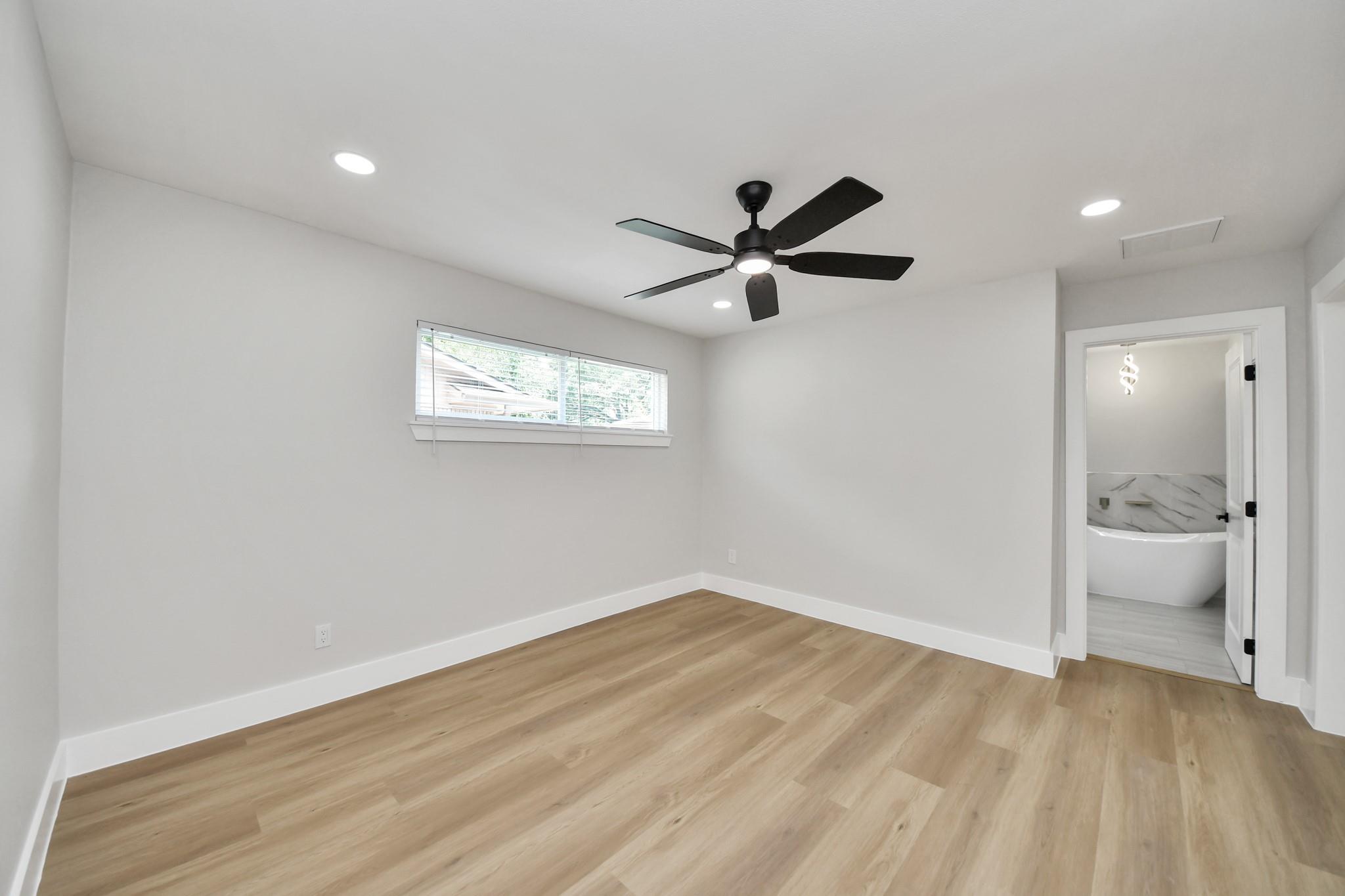 6023 Lattimer Drive, Houston Tx 77035 Property Photo 39