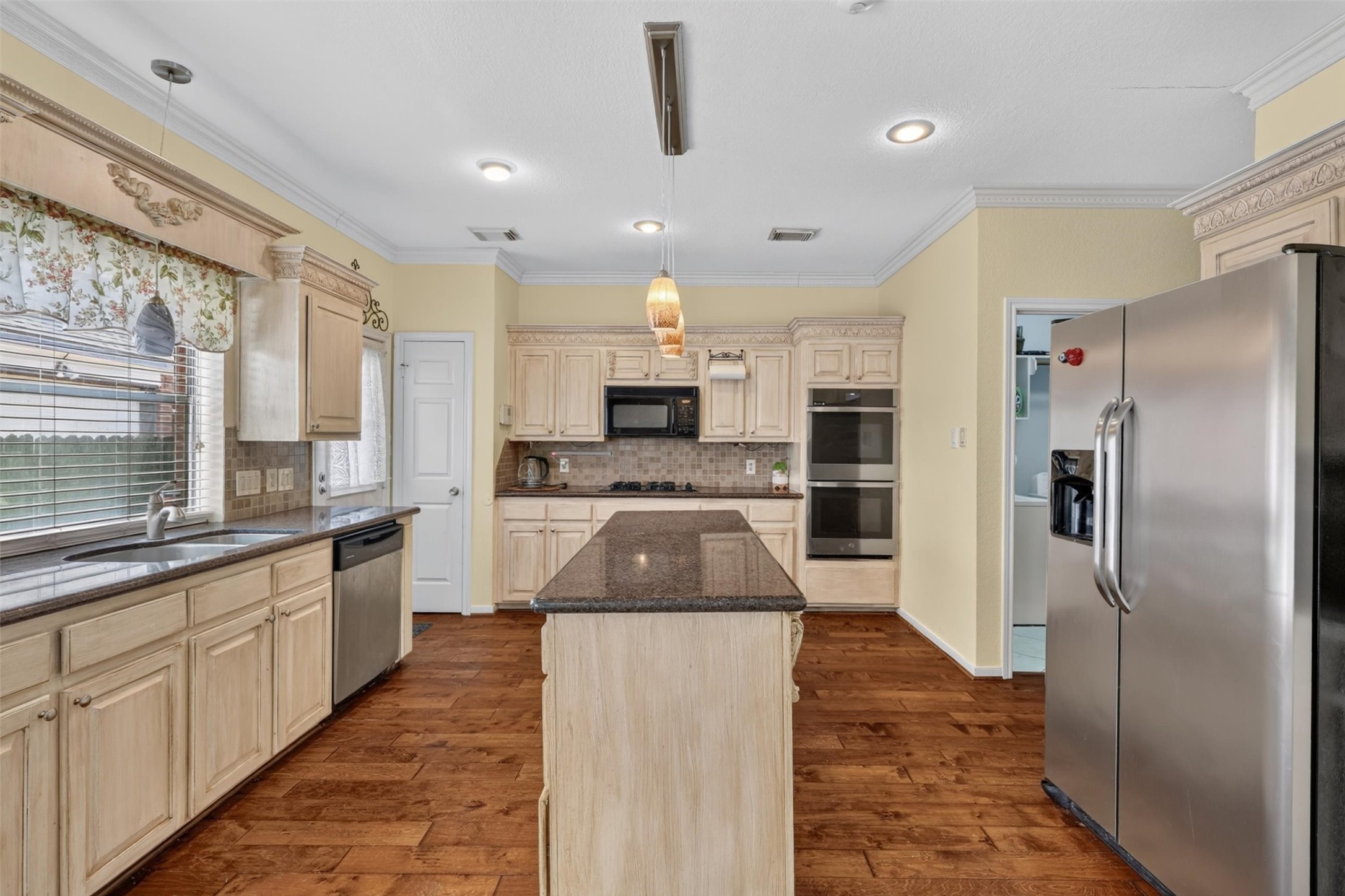 1306 N Gabriel River Circle Property Photo 26