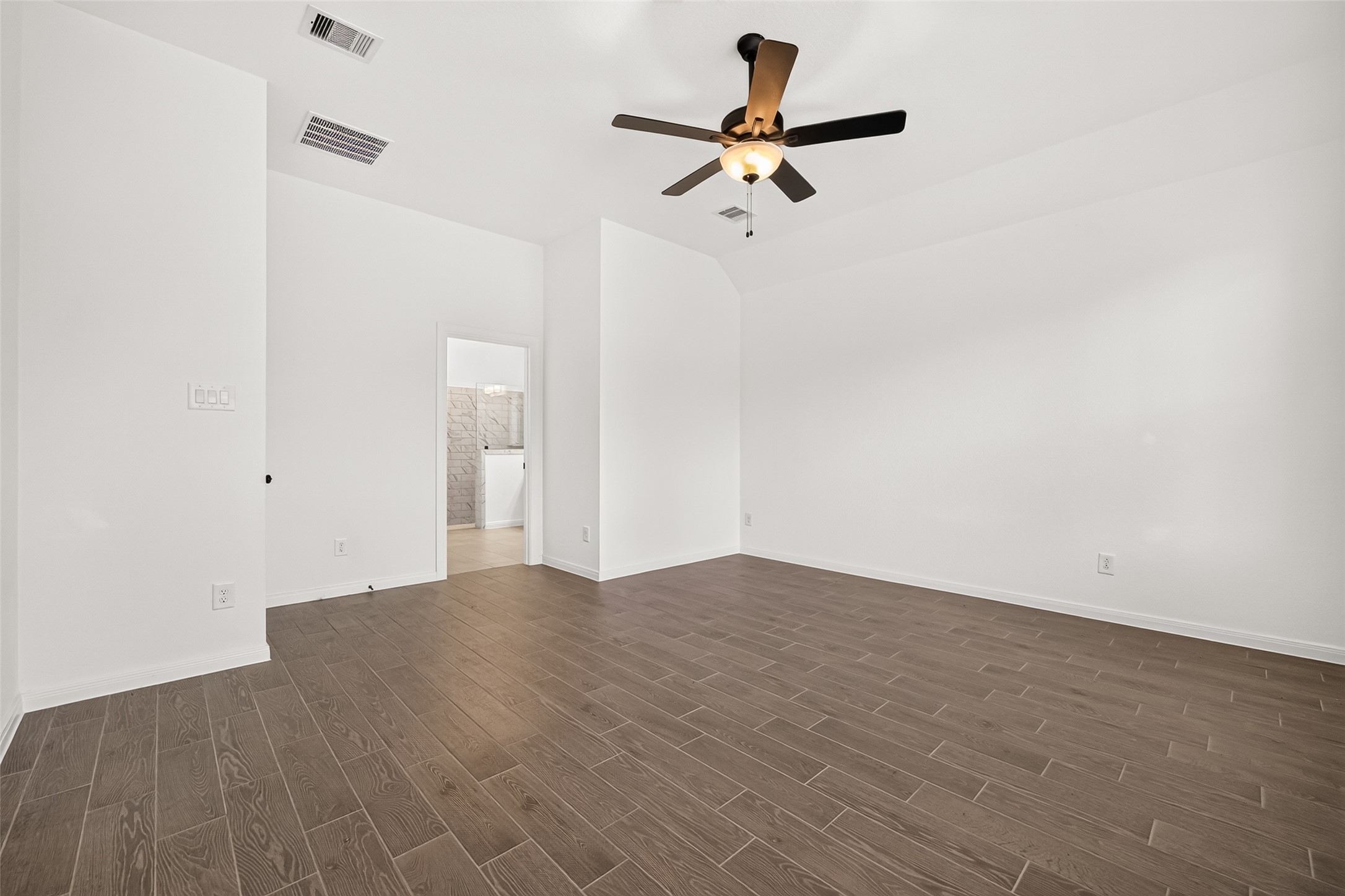 453 Embden Rim Drive Property Photo 16