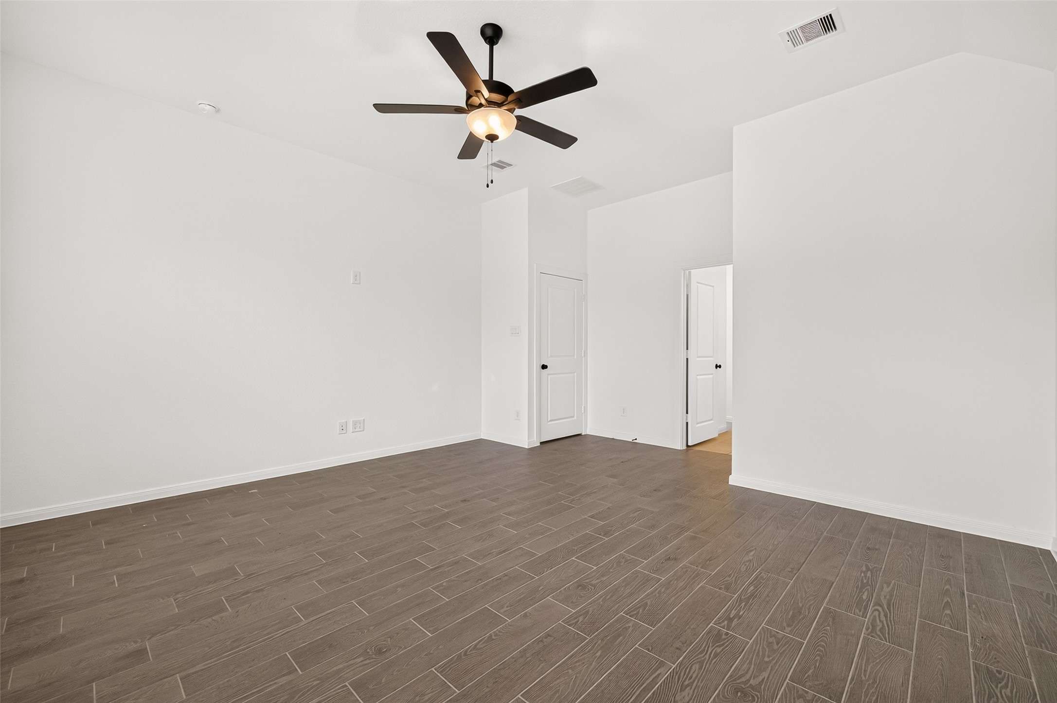 453 Embden Rim Drive Property Photo 17