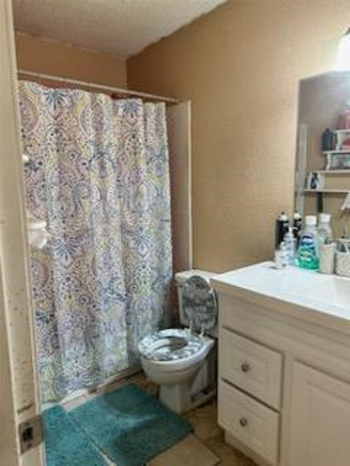 17331 Red Oak Drive 8 Property Photo 8