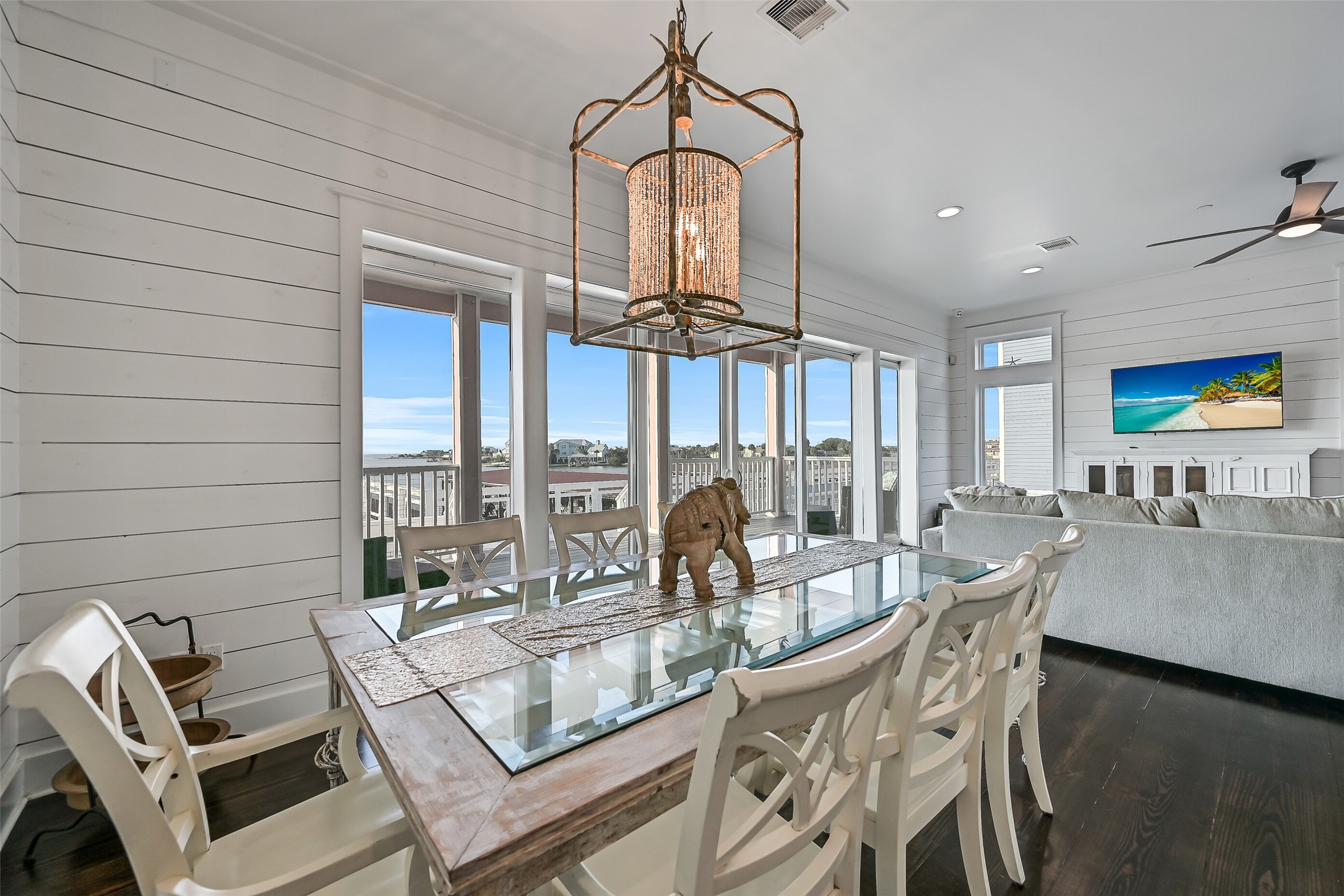 14334 Stewart Road Property Photo 16