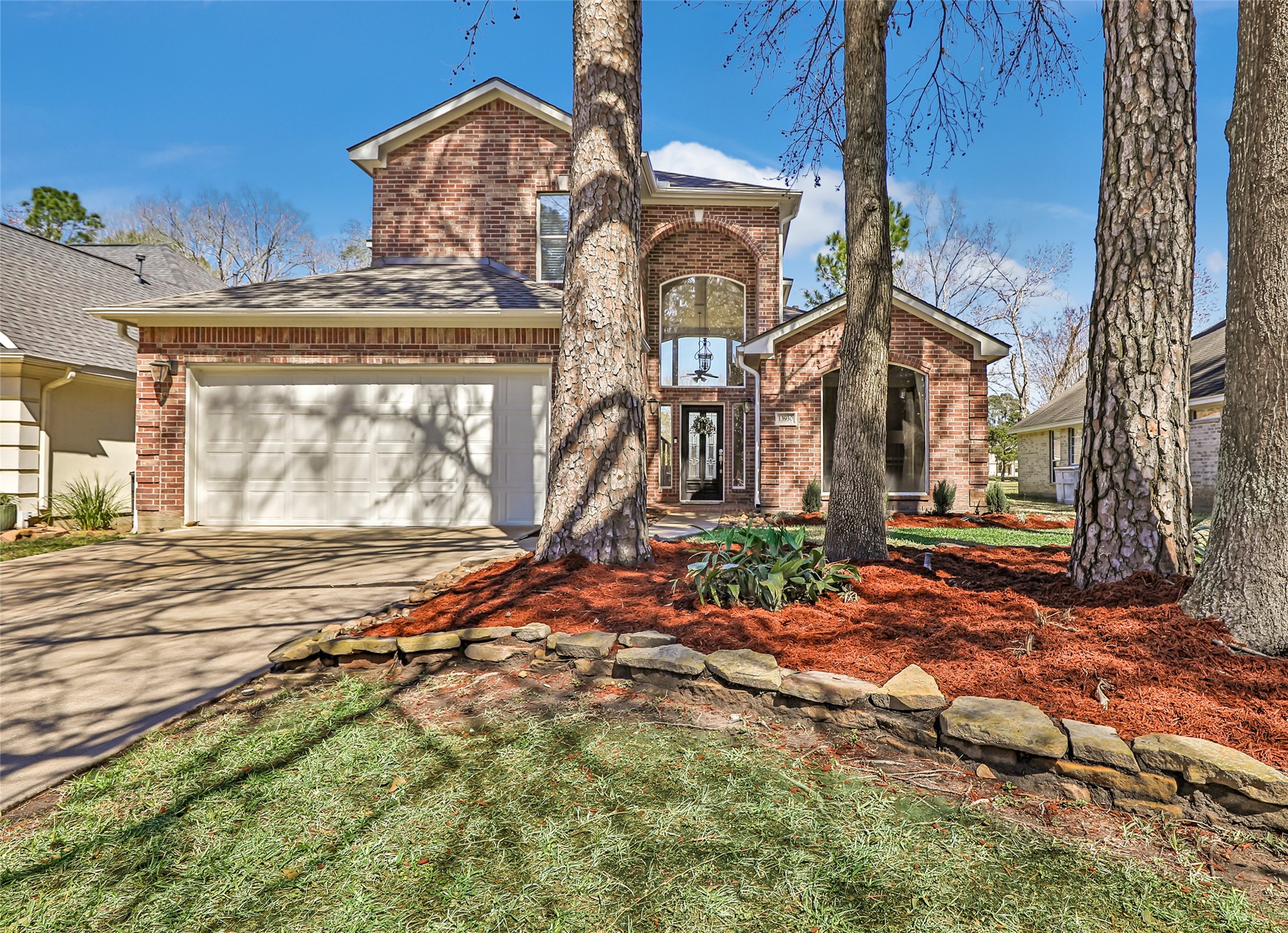 13930 Fountainview Drive Property Photo 1