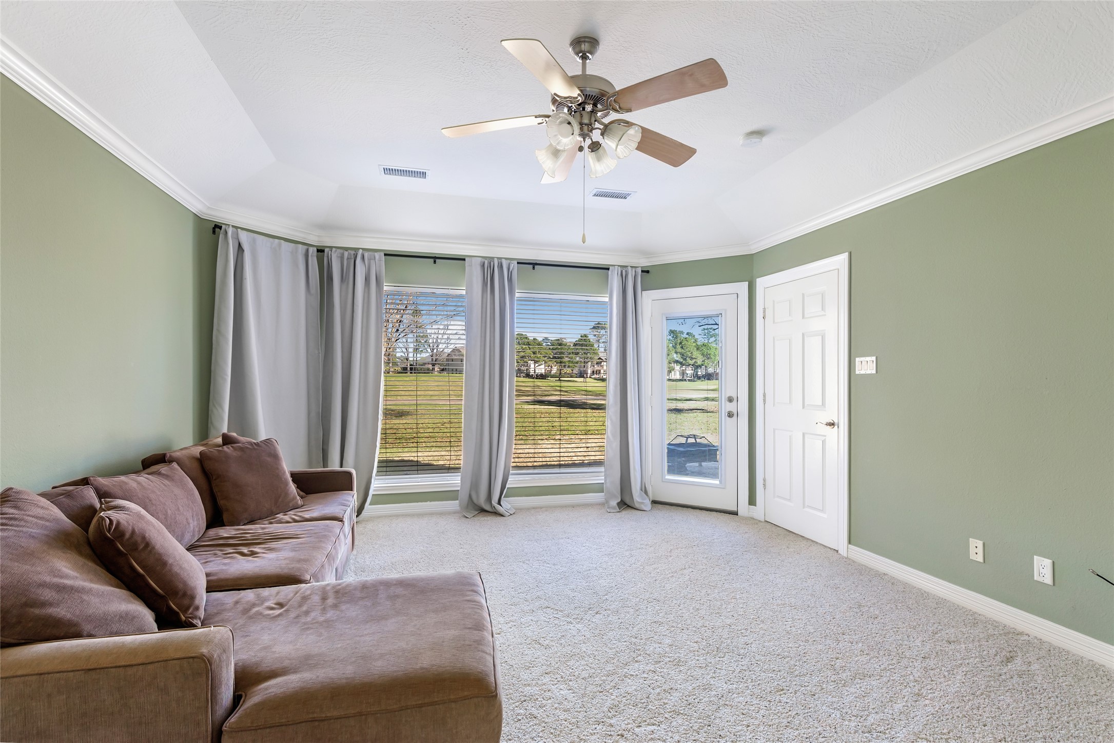 13930 Fountainview Drive Property Photo 20