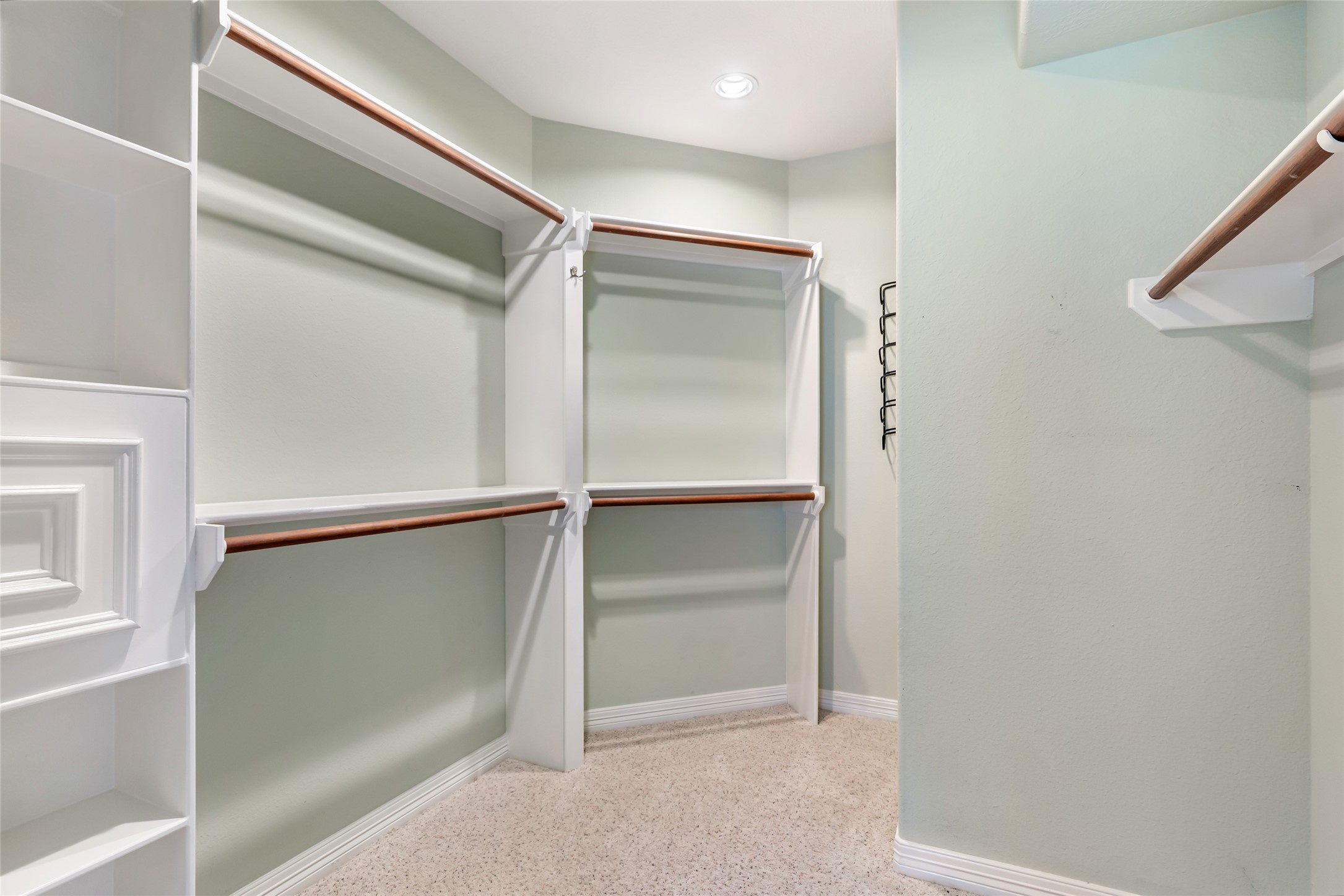 13930 Fountainview Drive Property Photo 25