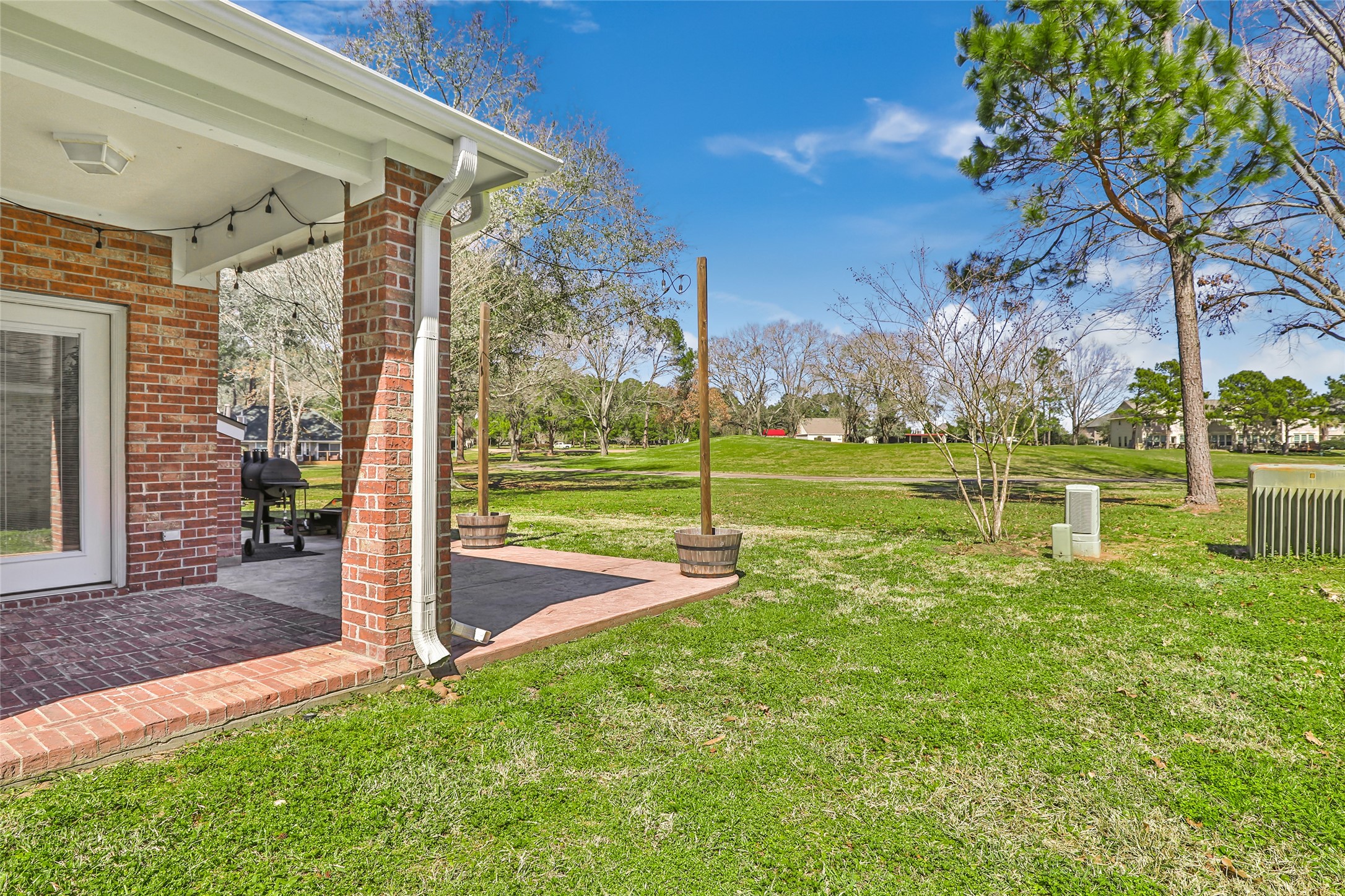 13930 Fountainview Drive Property Photo 39