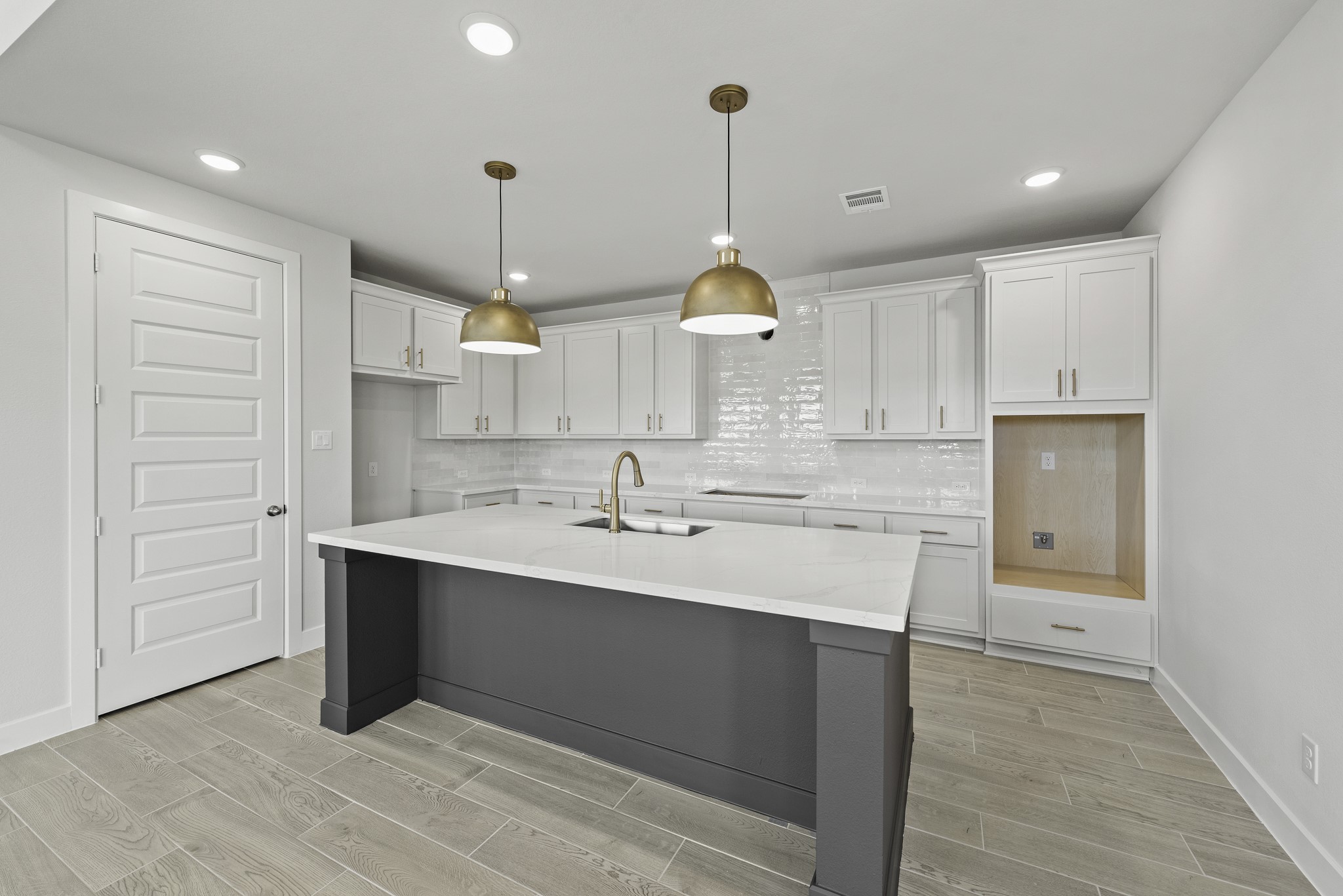 26706 Stardust Meadow Court Property Photo 8