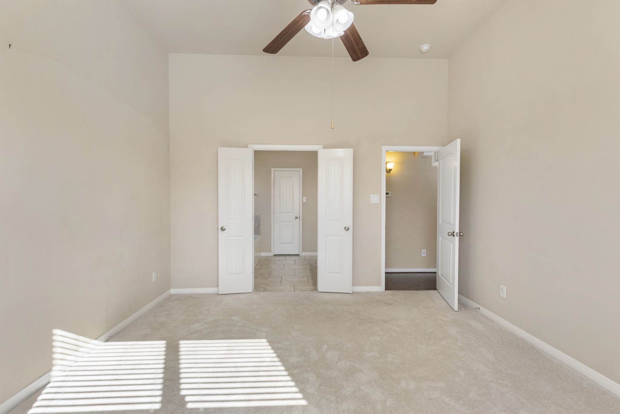 8711 Alicia Drive Property Photo 10