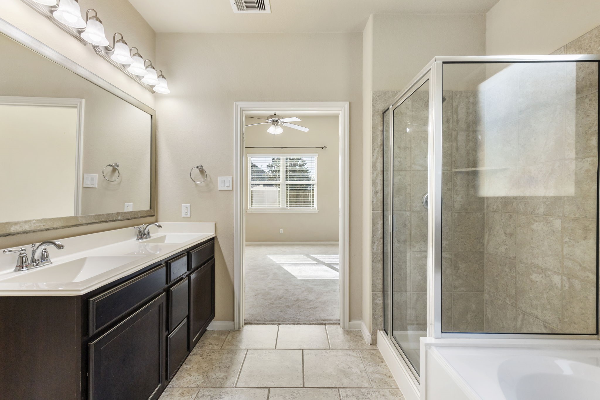 8711 Alicia Drive Property Photo 11