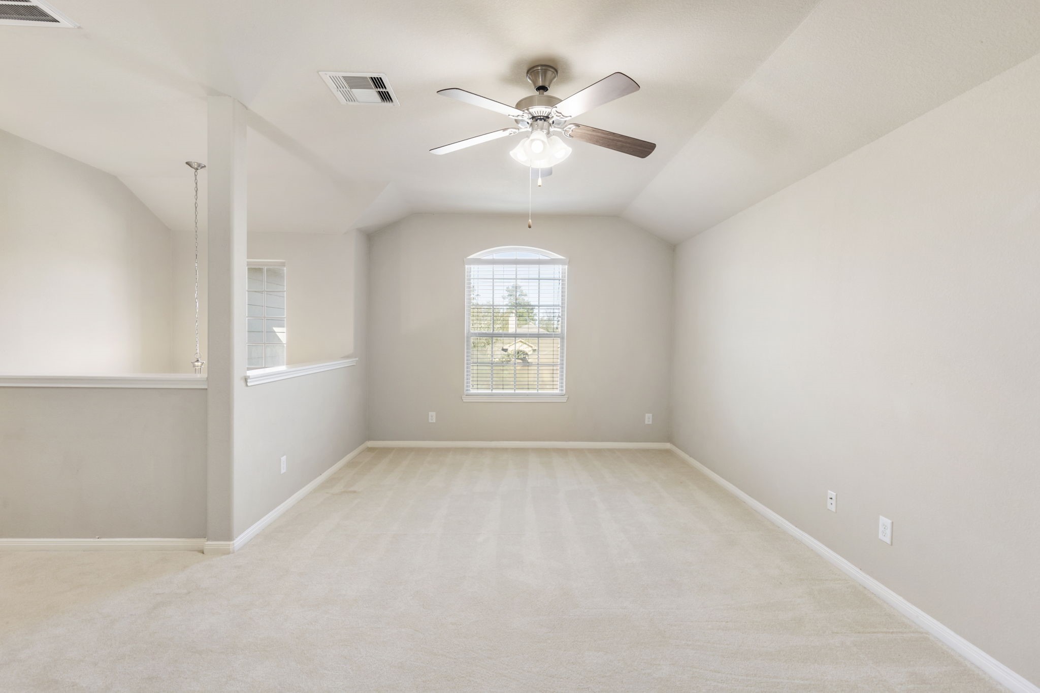 8711 Alicia Drive Property Photo 16