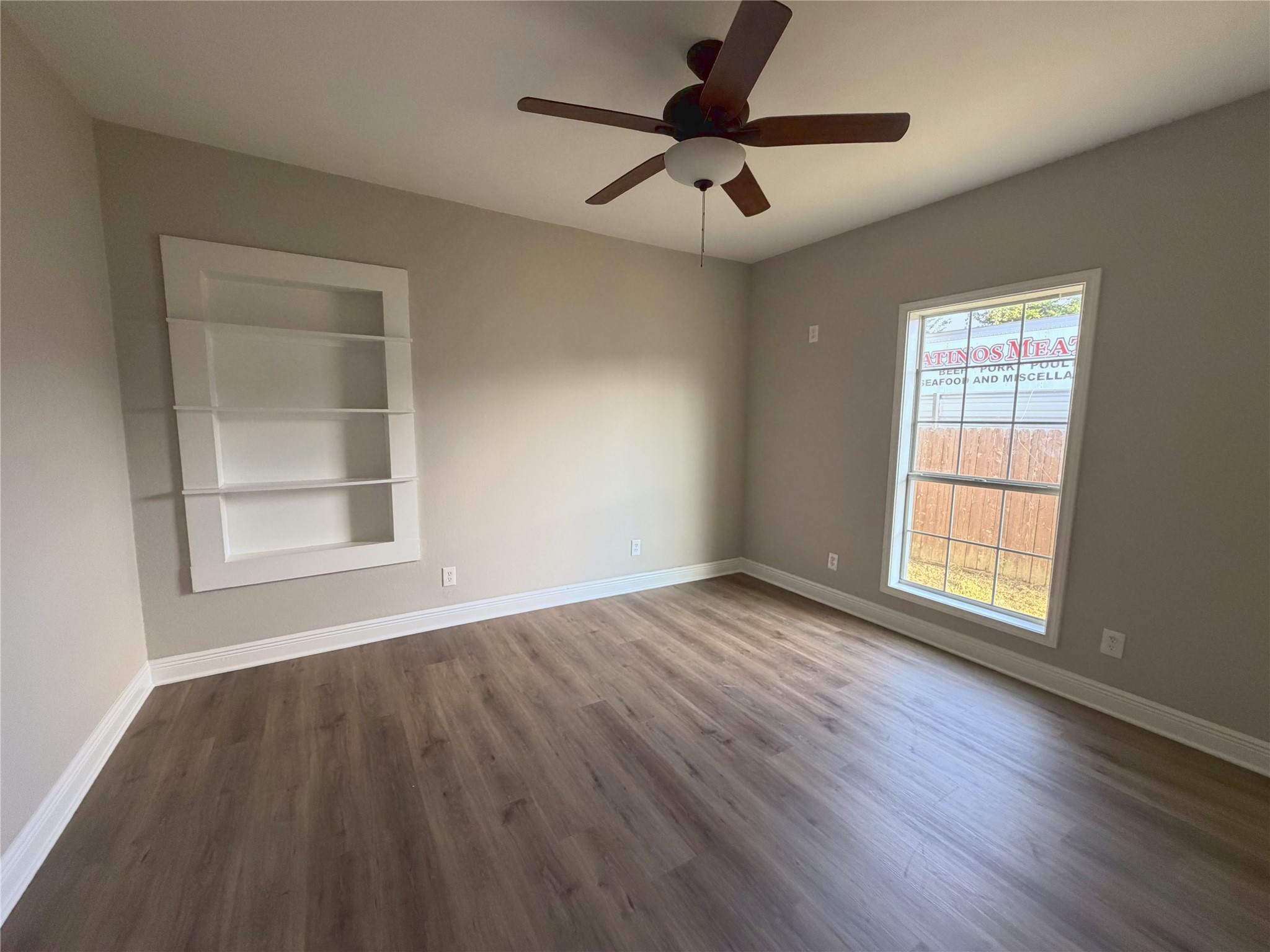 716 74th Street Property Photo 2