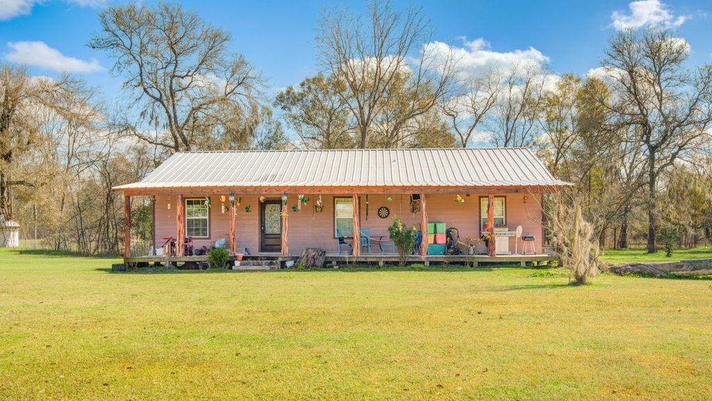 181 County Road 472 Property Photo 1