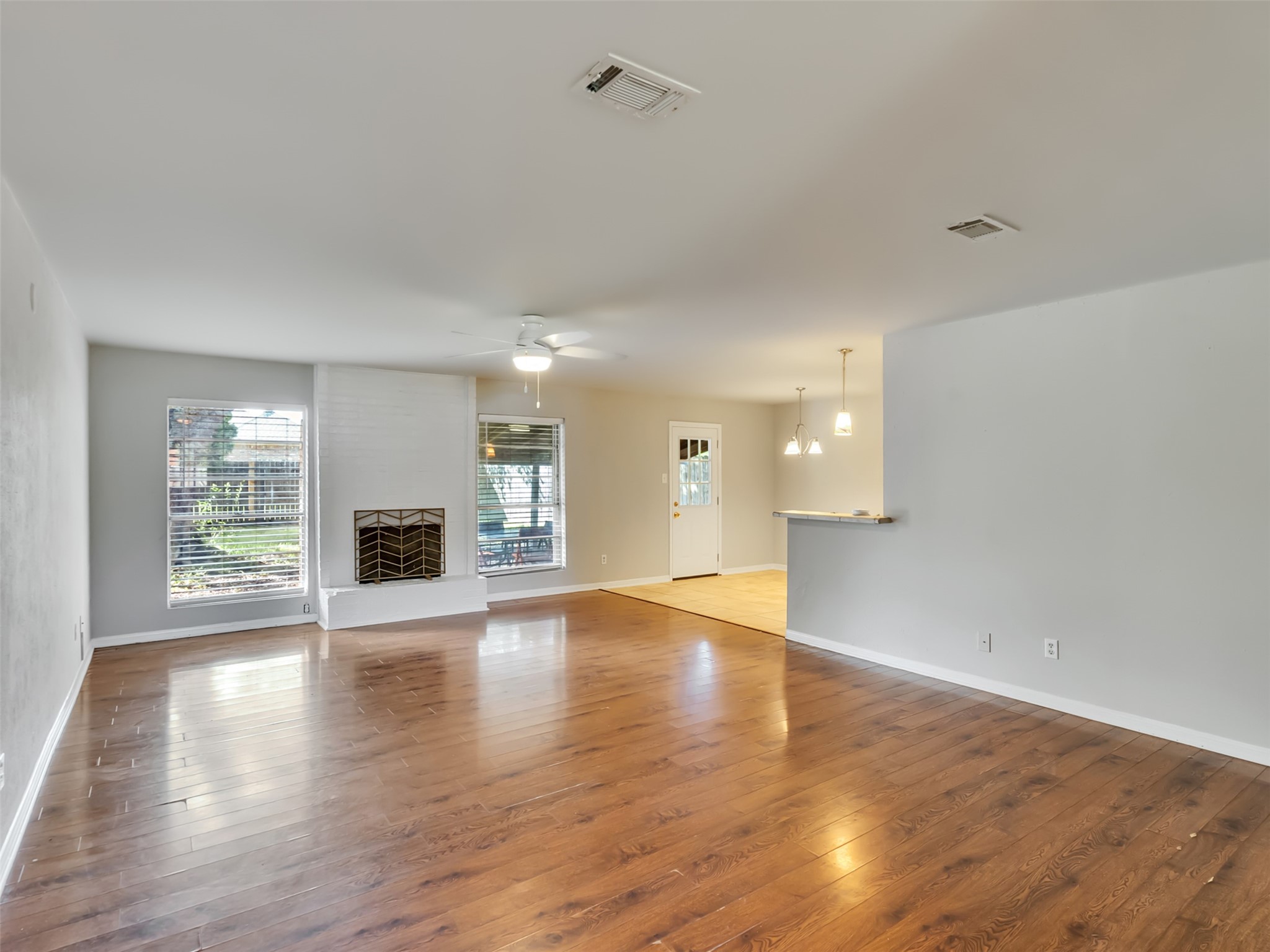 913 W Galveston Street Property Photo 4