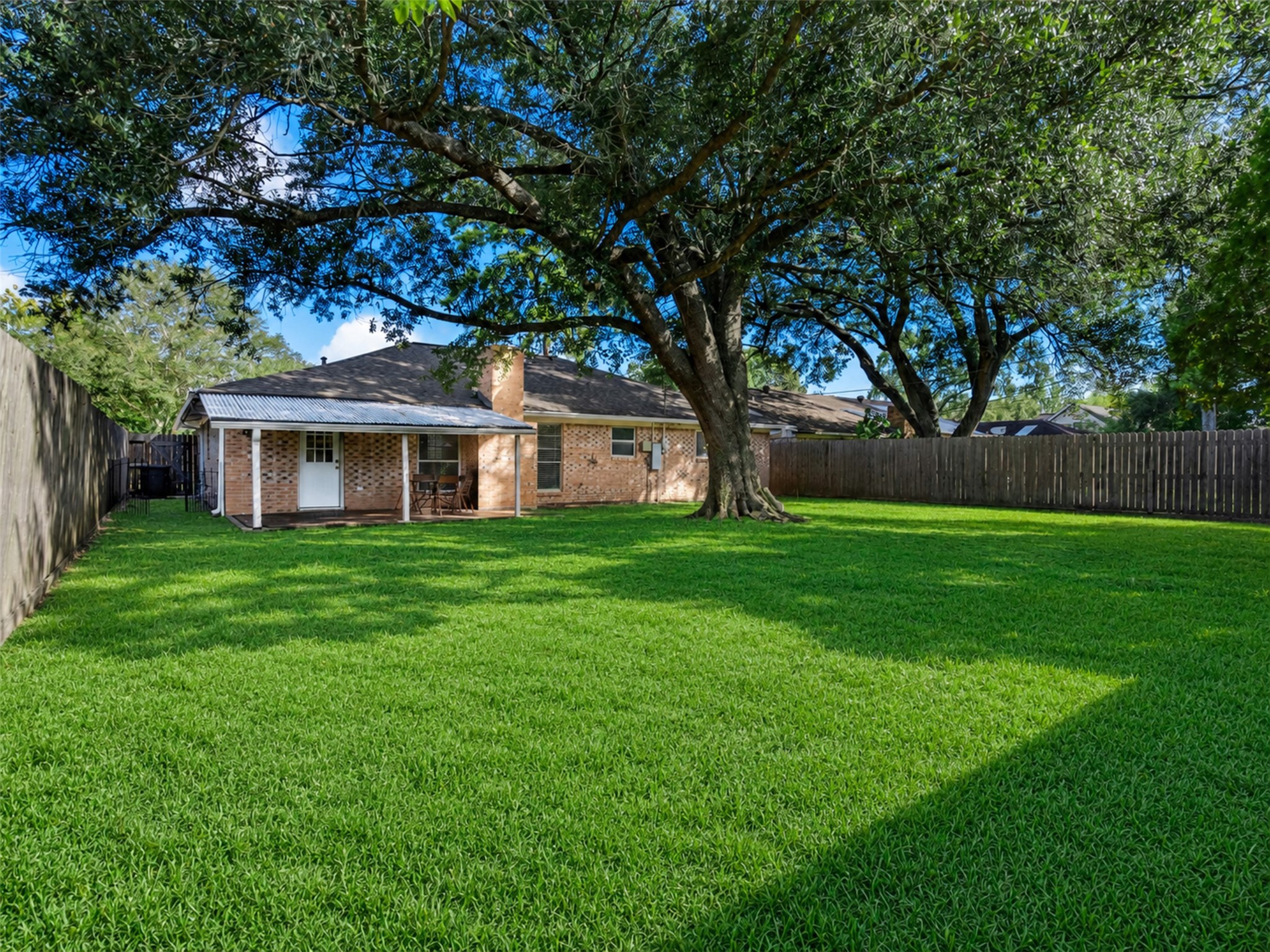913 W Galveston Street Property Photo 24