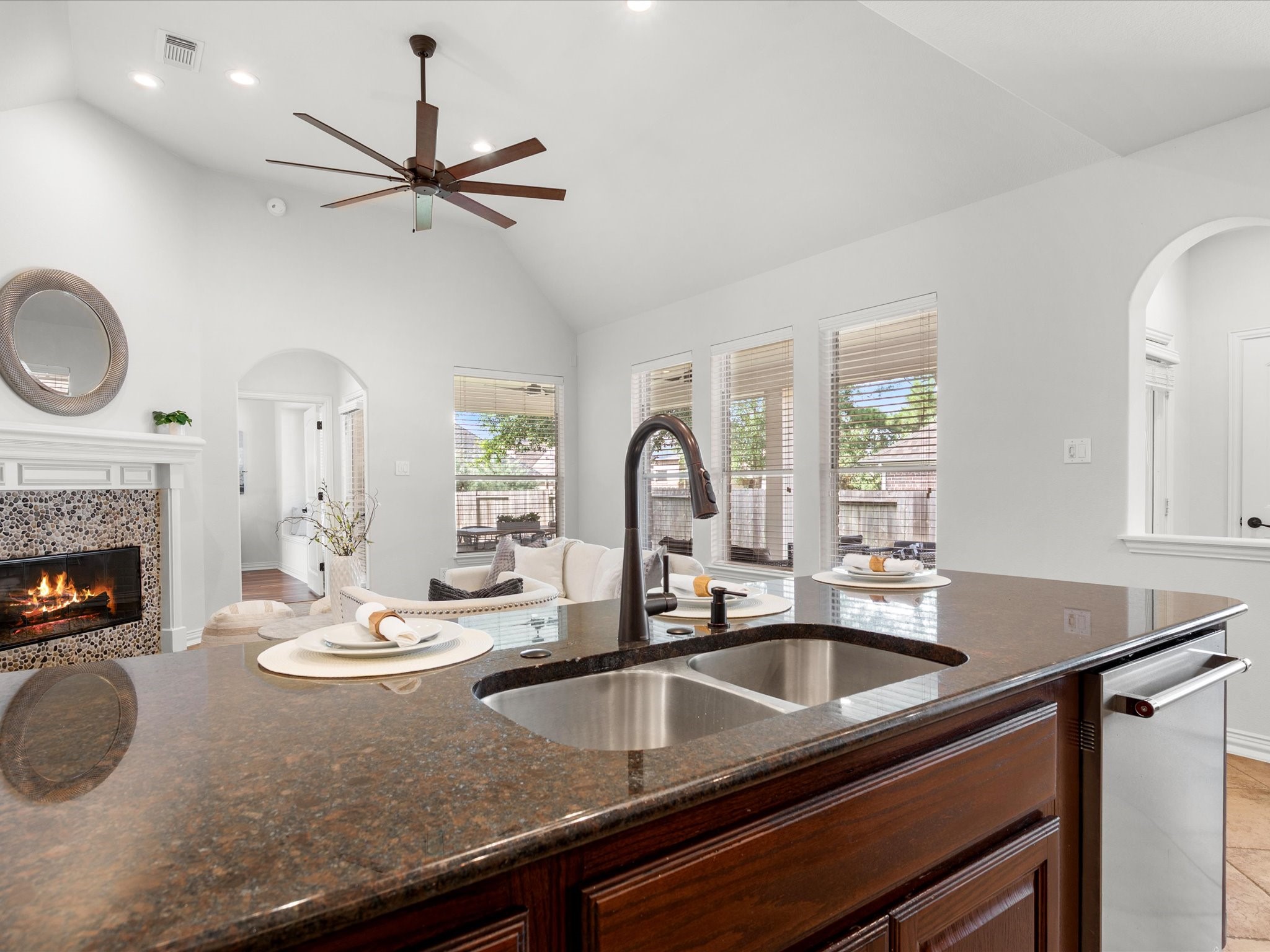 323 Arbor Ridge Lane Property Photo 10