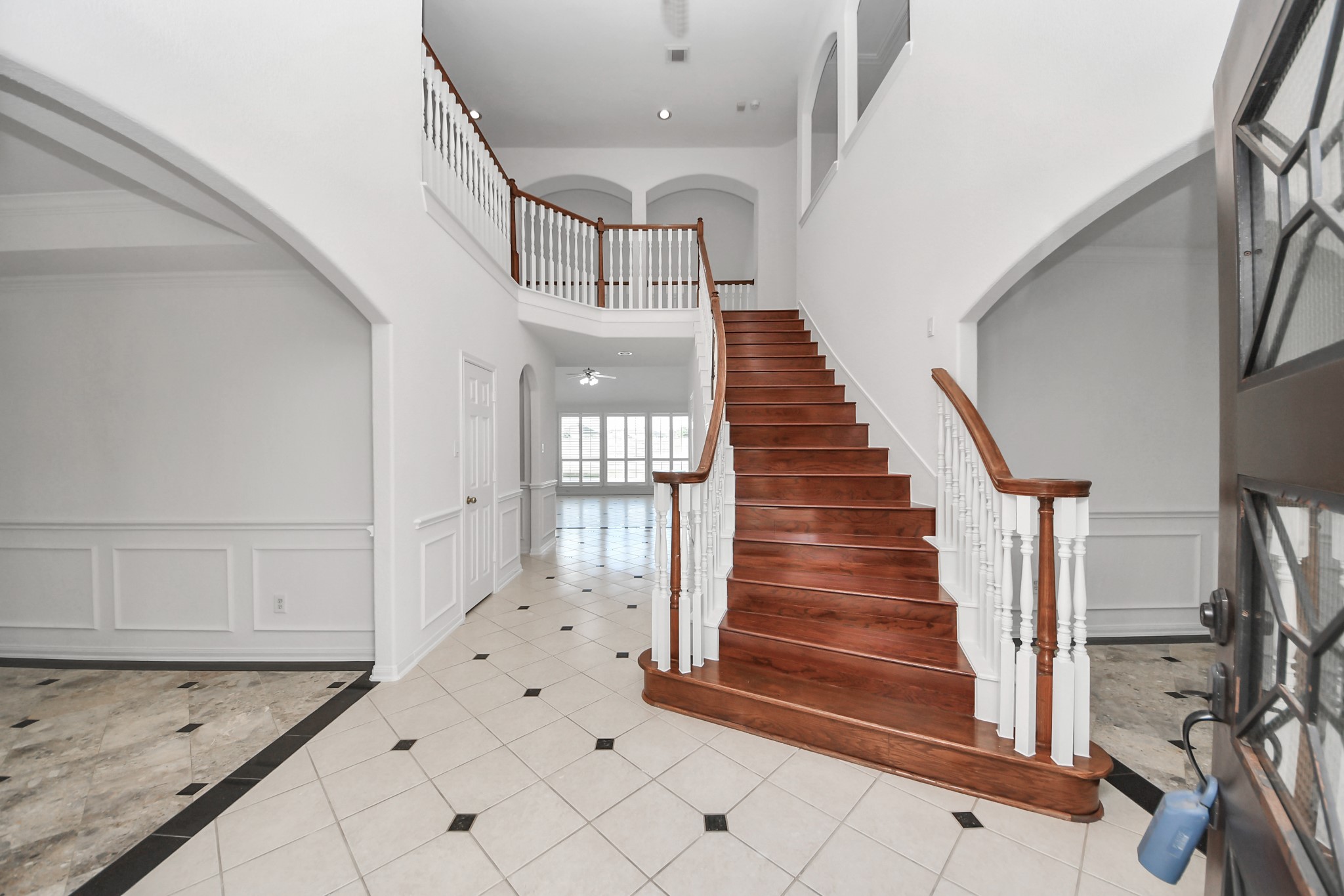 20111 Biscayne Hill Court Property Photo 5