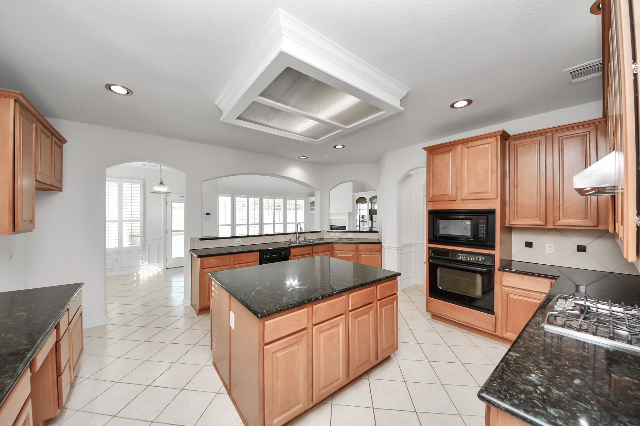 20111 Biscayne Hill Court Property Photo 10