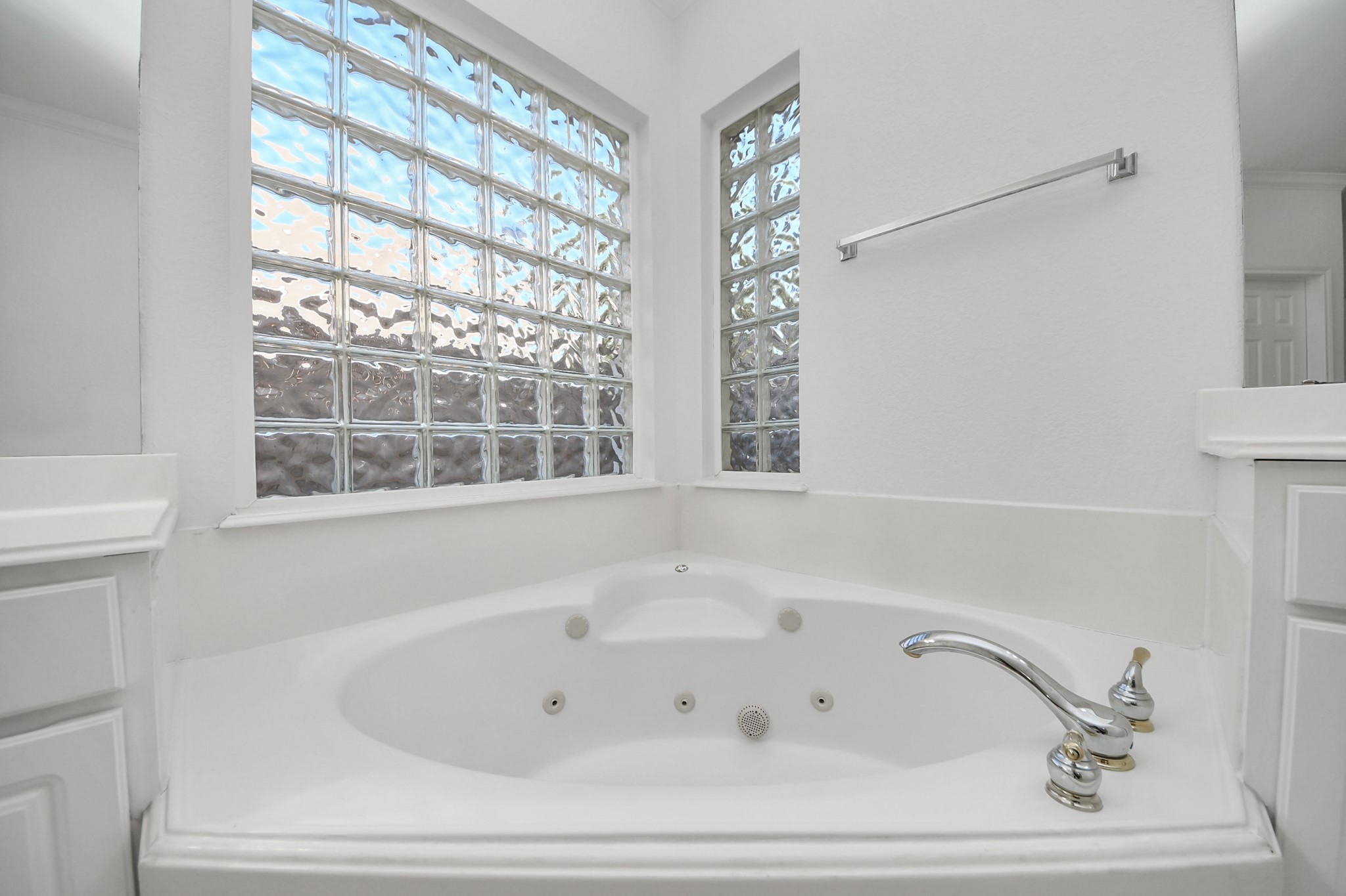 20111 Biscayne Hill Court Property Photo 23