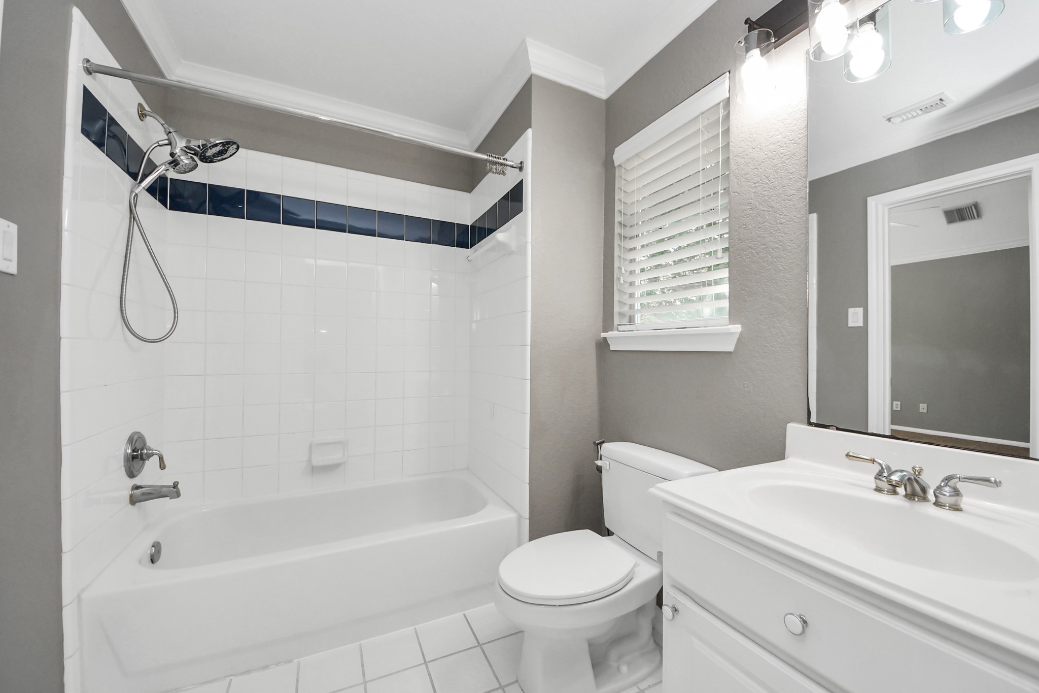 20111 Biscayne Hill Court Property Photo 32