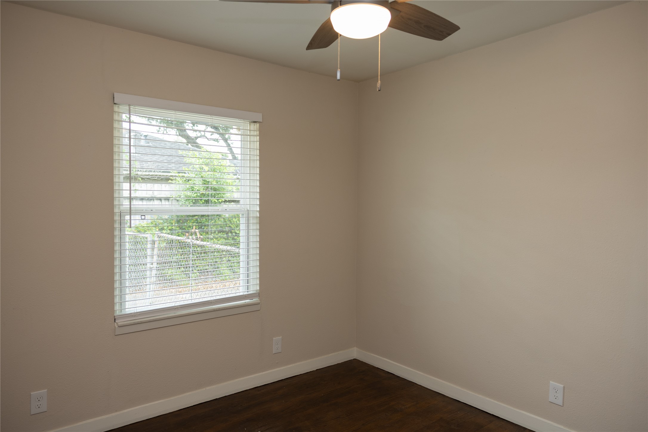 811 Sara Rose Street Property Photo 27