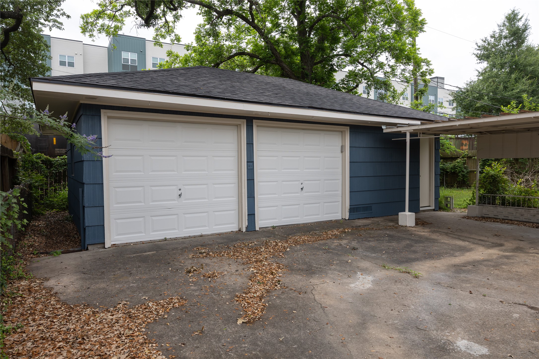 811 Sara Rose Street Property Photo 44