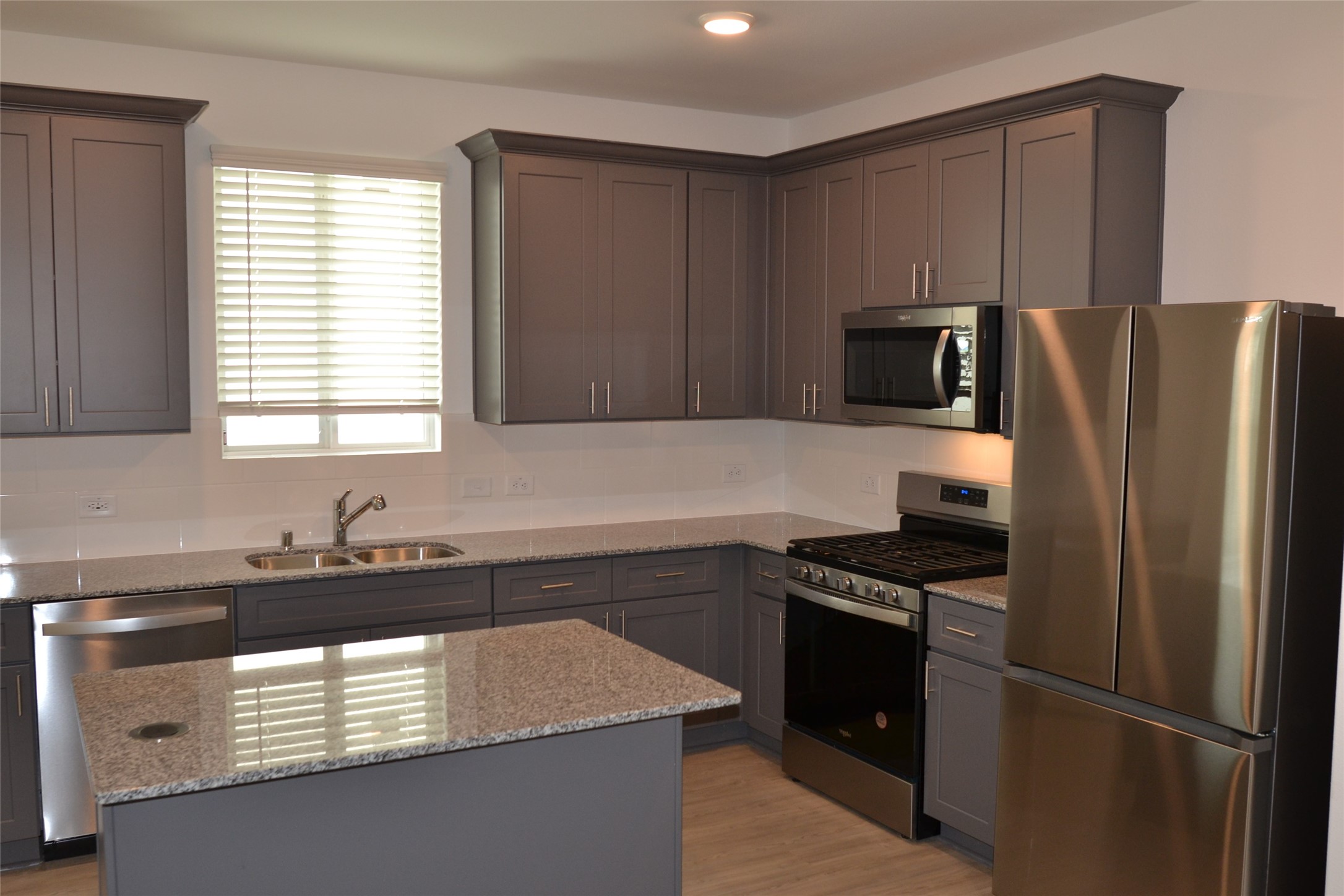 23511 Weir Box Road Property Photo 4