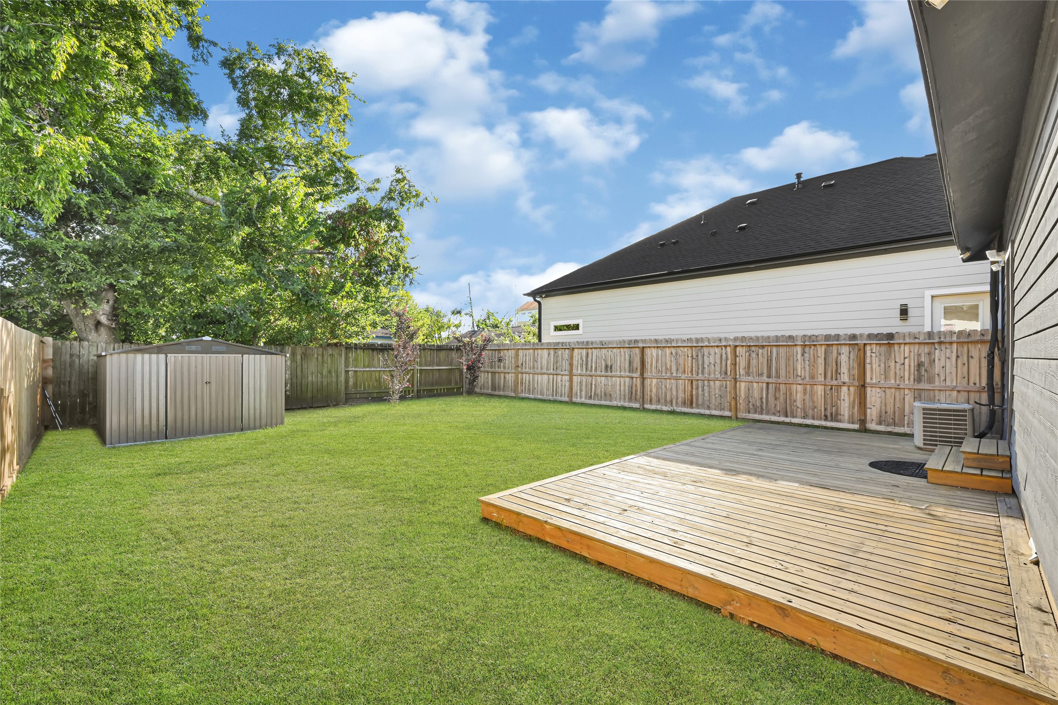 3412 Simmons Street Property Photo 4