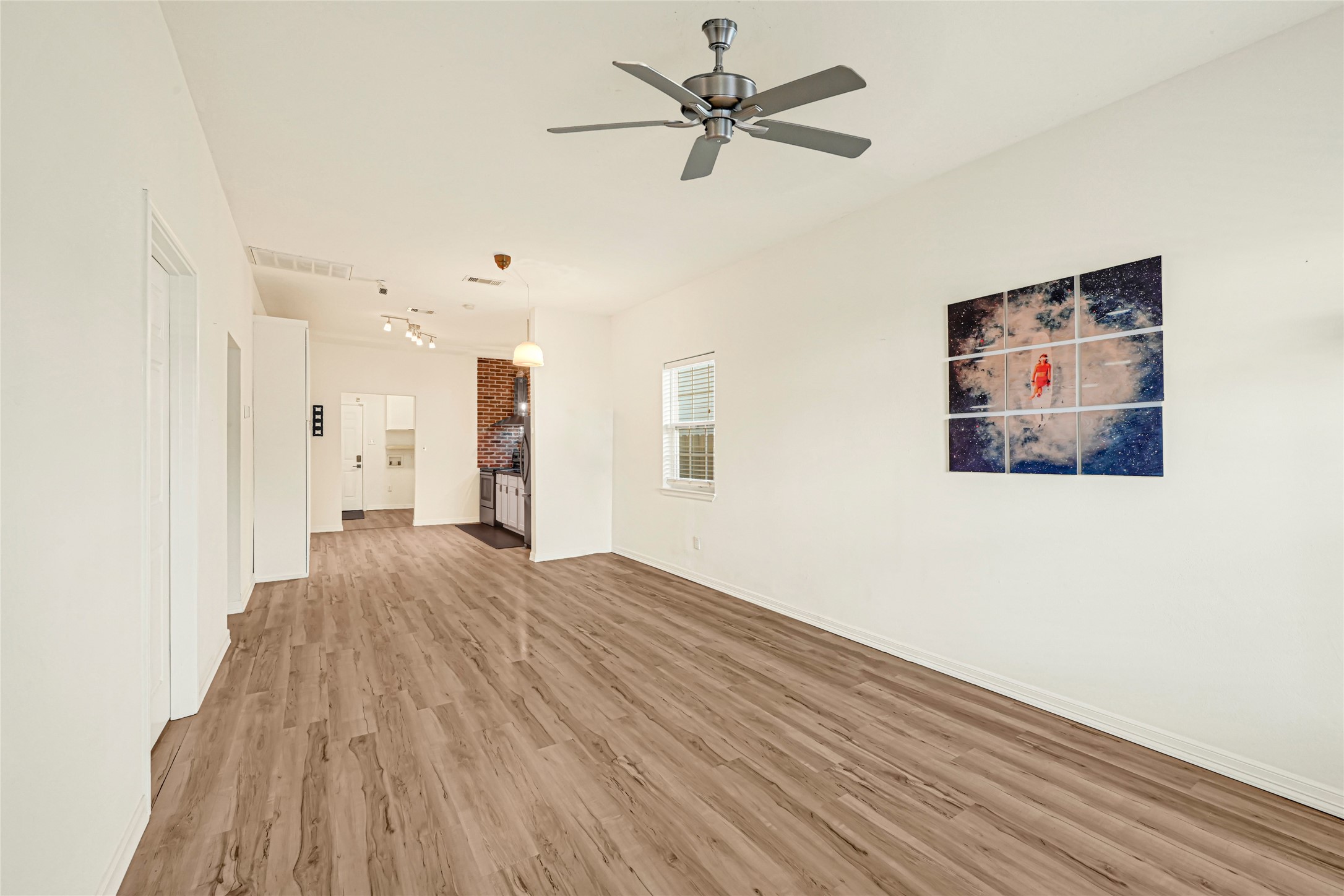 3412 Simmons Street Property Photo 8