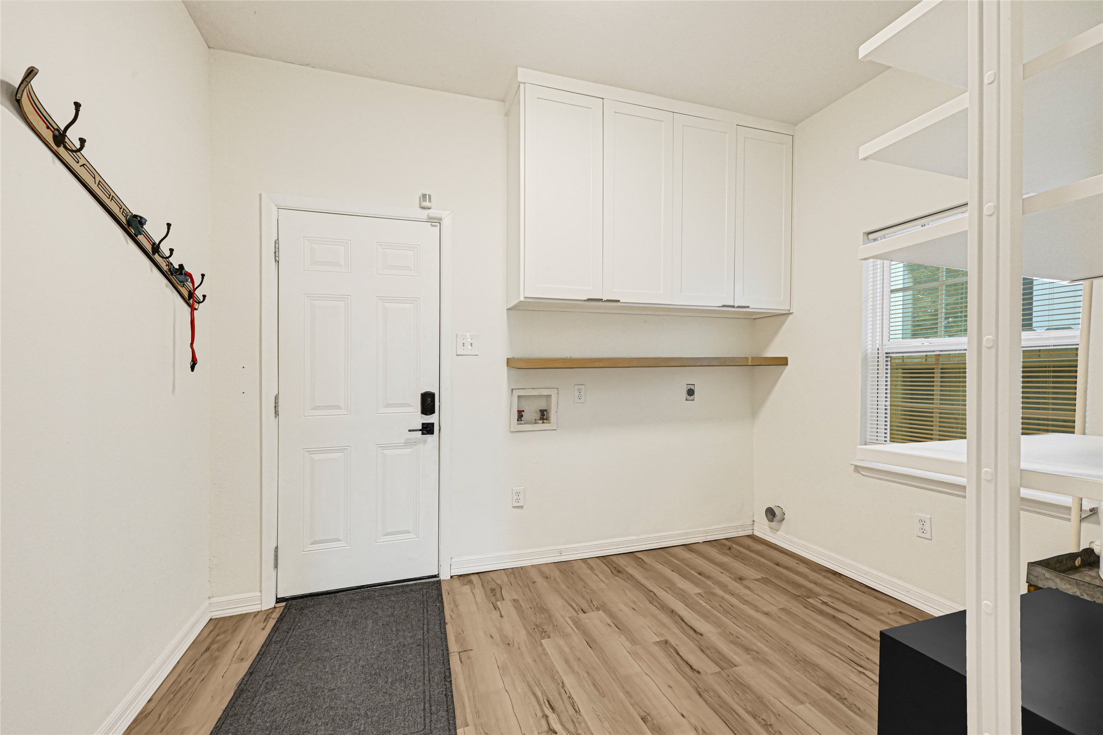 3412 Simmons Street Property Photo 15