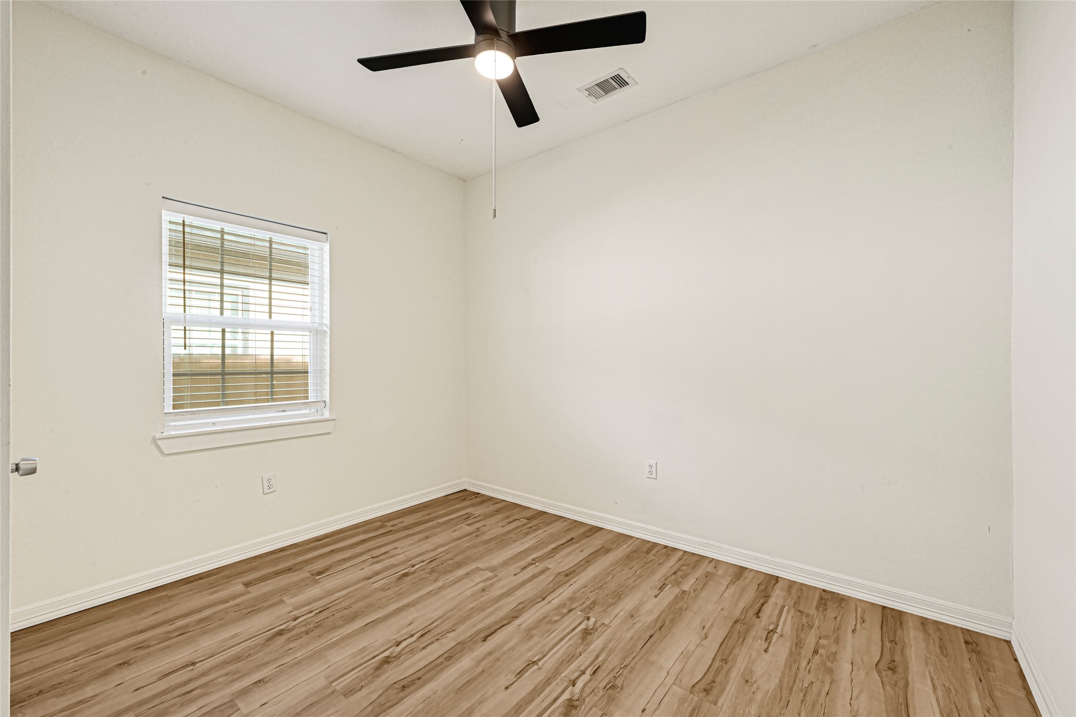 3412 Simmons Street Property Photo 20