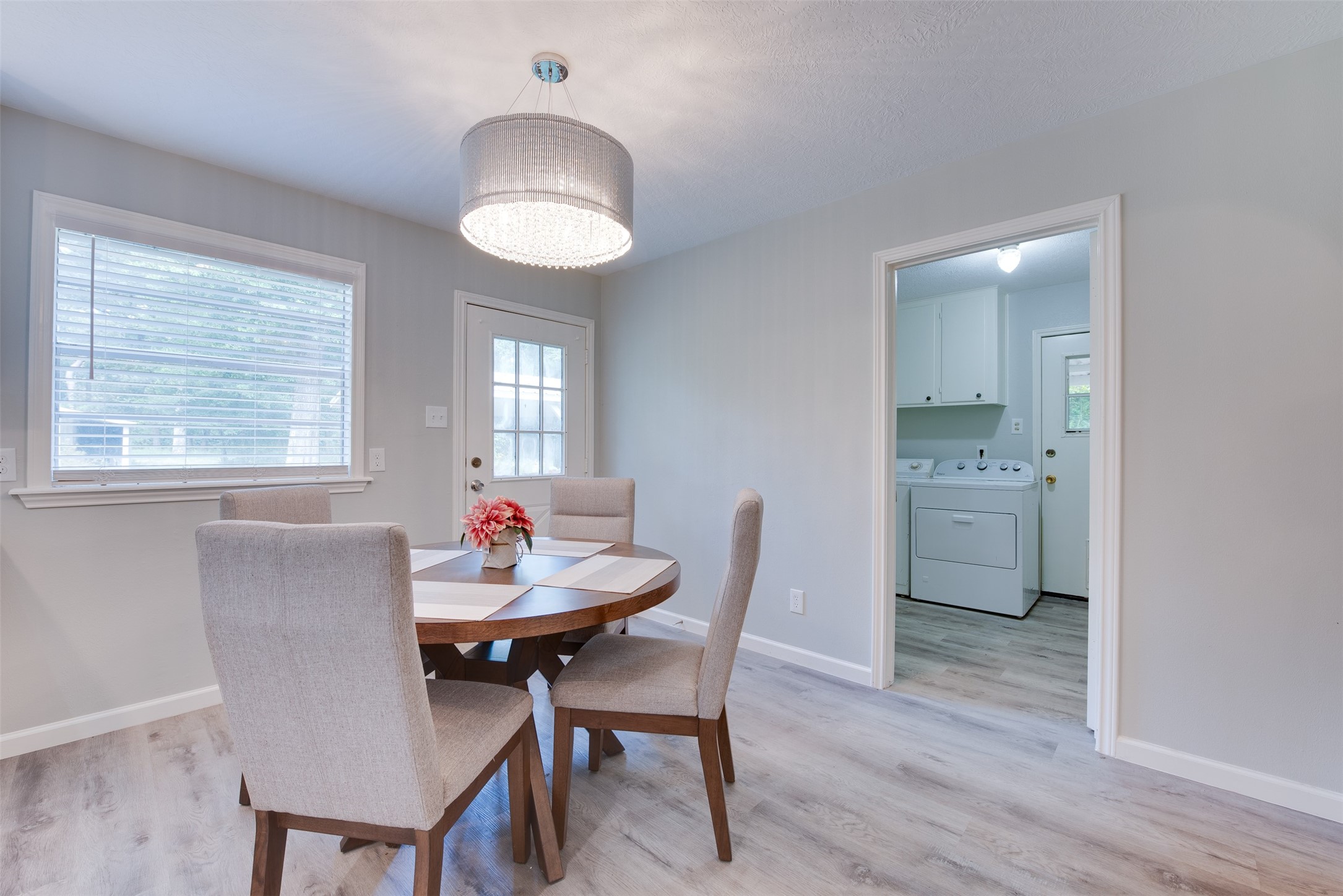 14733 Calhoun Main House Road Property Photo 12