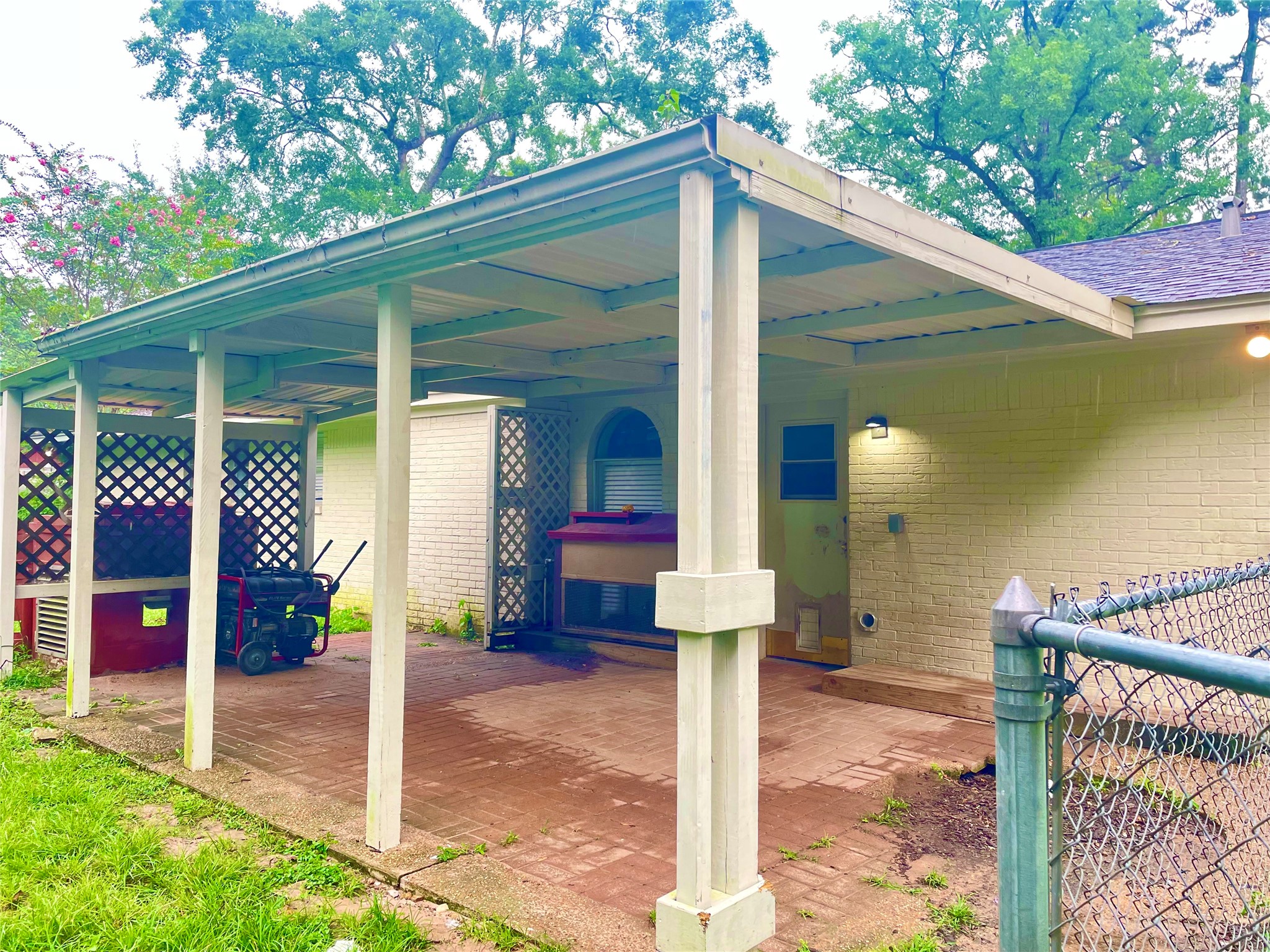 14733 Calhoun Main House Road Property Photo 27