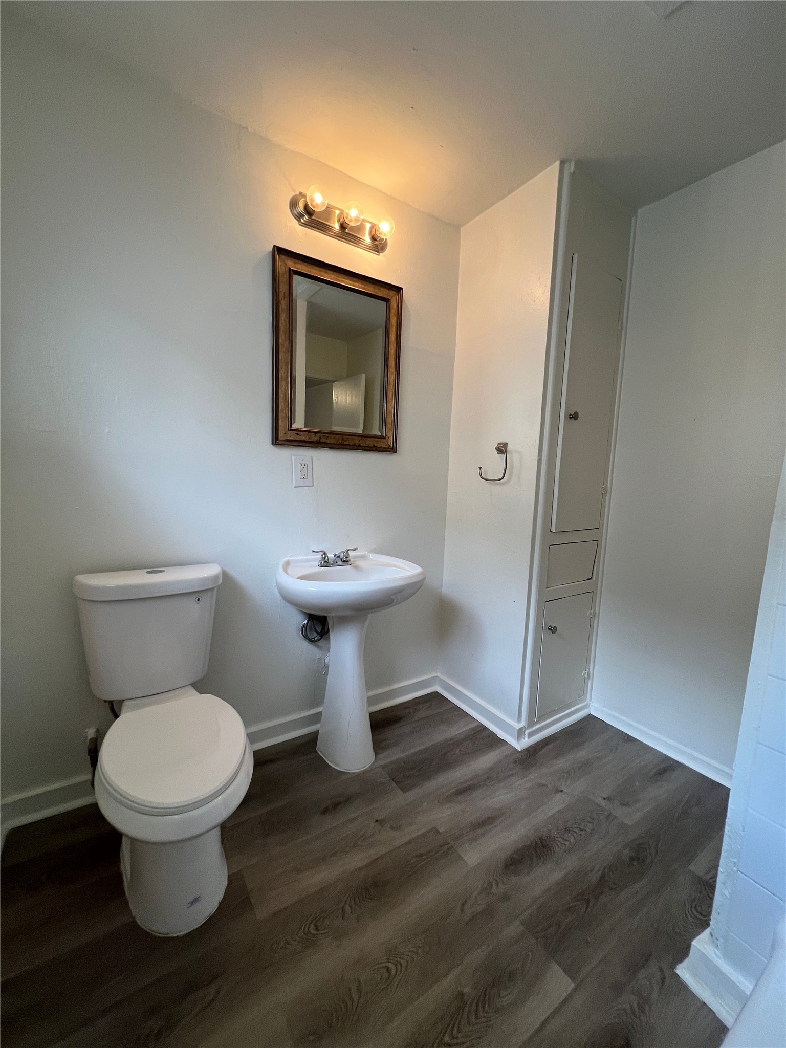 3629 N Macgregor Way 30 Property Photo 10