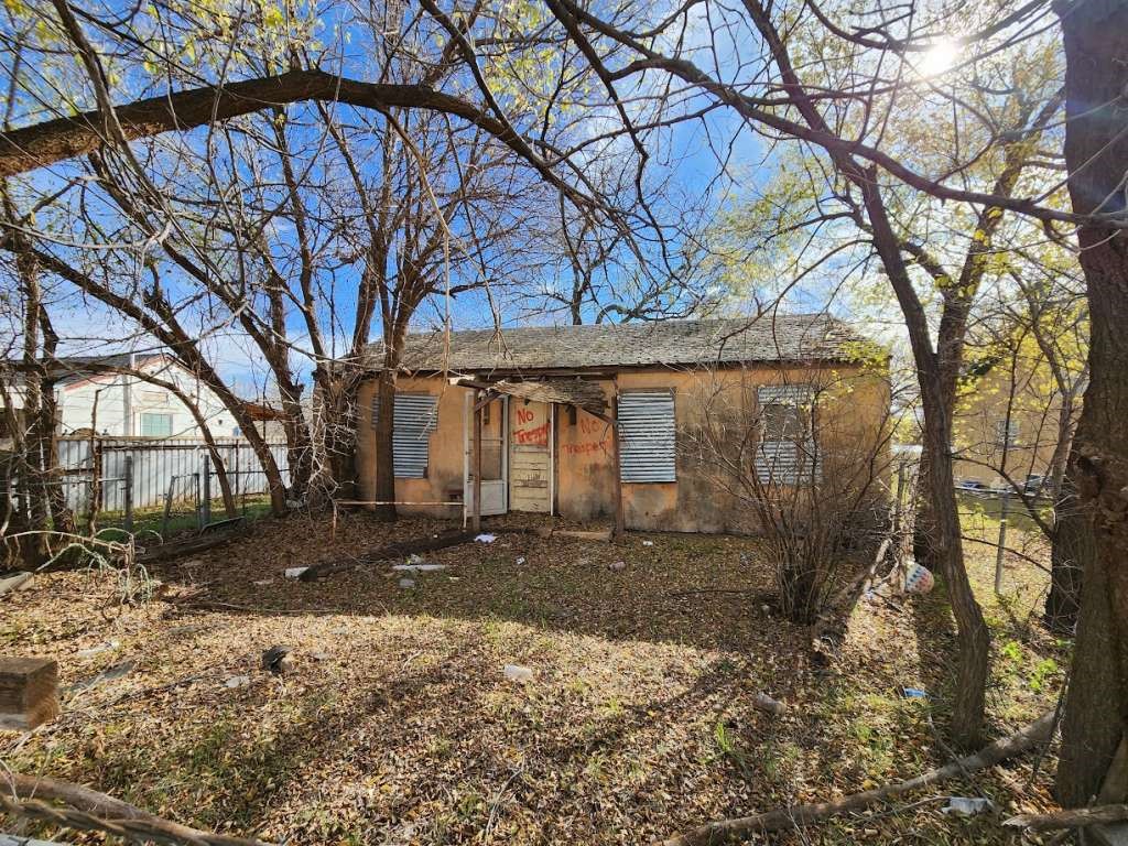 411 N 10th Street