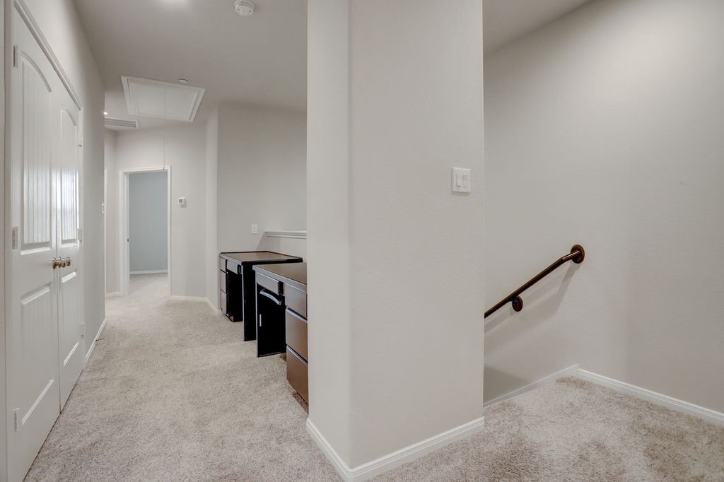 2714 Veranda Falls Property Photo 14